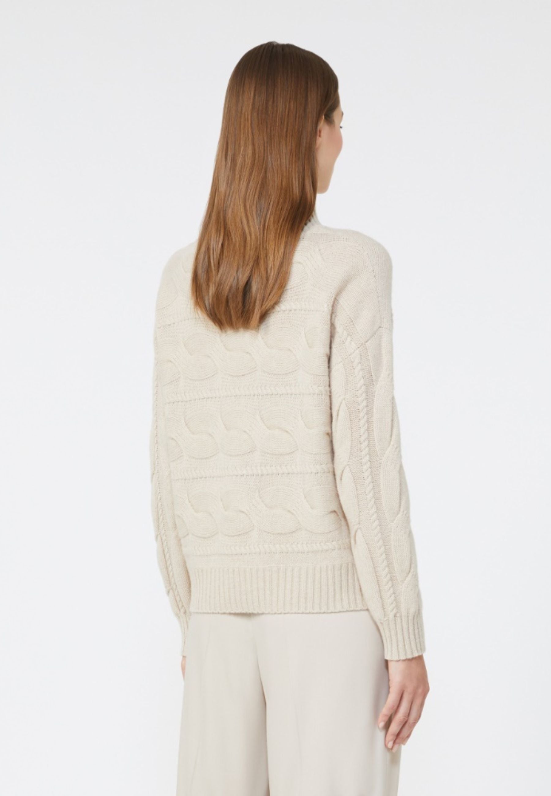 Maglia in lana e cachemire a trecce