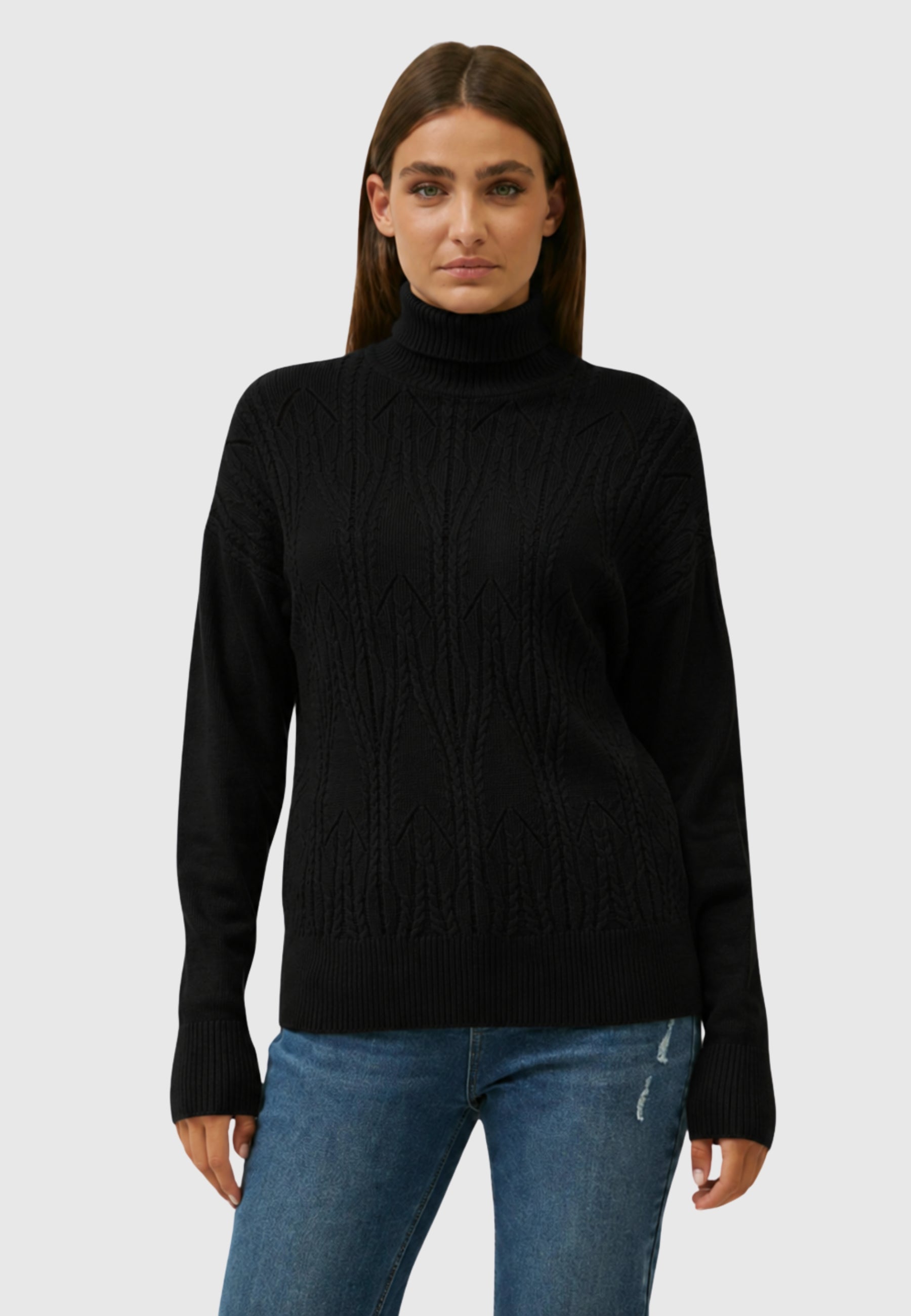 Influencer- Maglia Dolcevita a Trecce