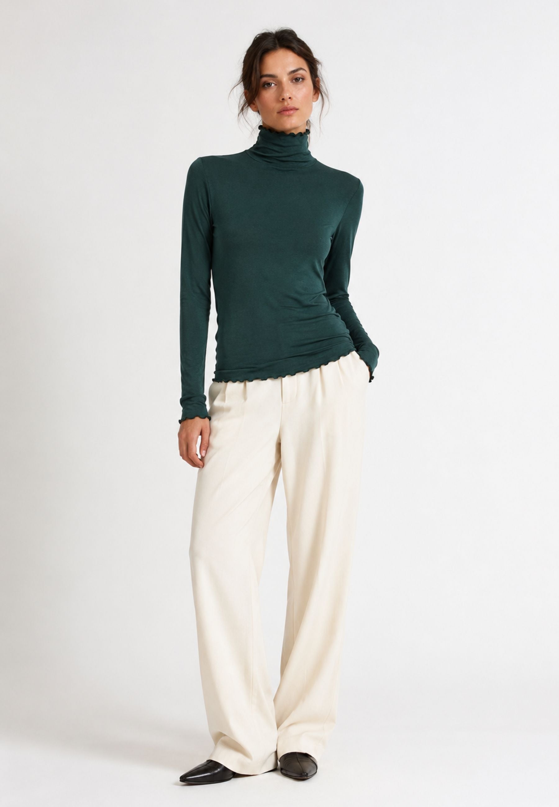 Maglia KIKISIX Collo Alto in Viscosa e Cashmere