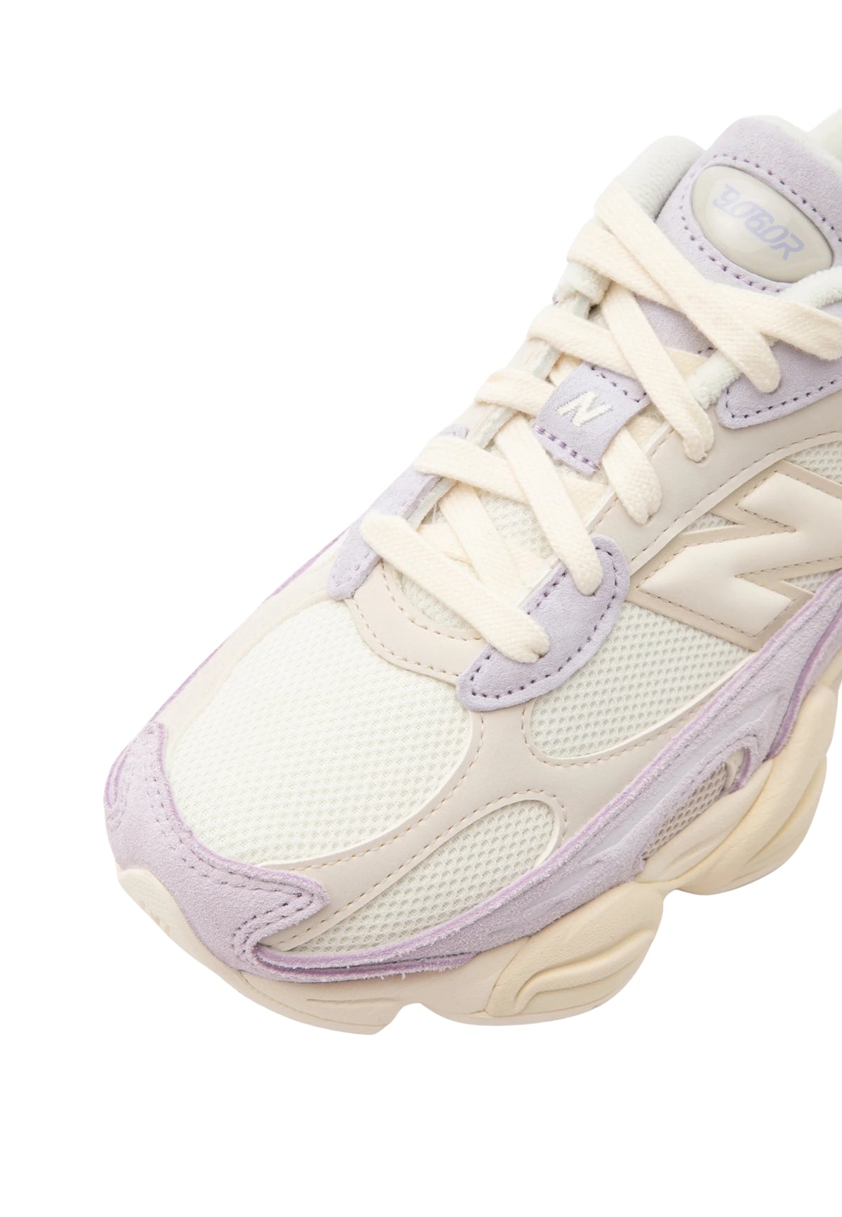 New Balance 9060 Sneakers in Suede e Mesh Bianco Crema e Lilla