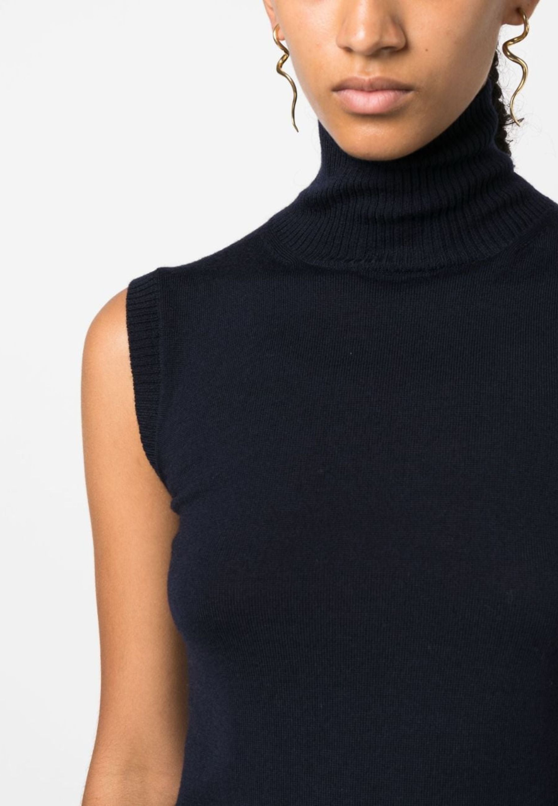 Sportmax - Maglia a lupetto smanicata in pura lana vergine