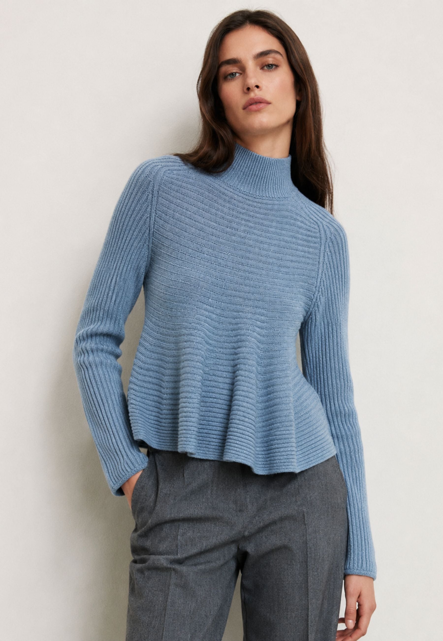 Sportmax - Maglia a collo alto in maglia a coste