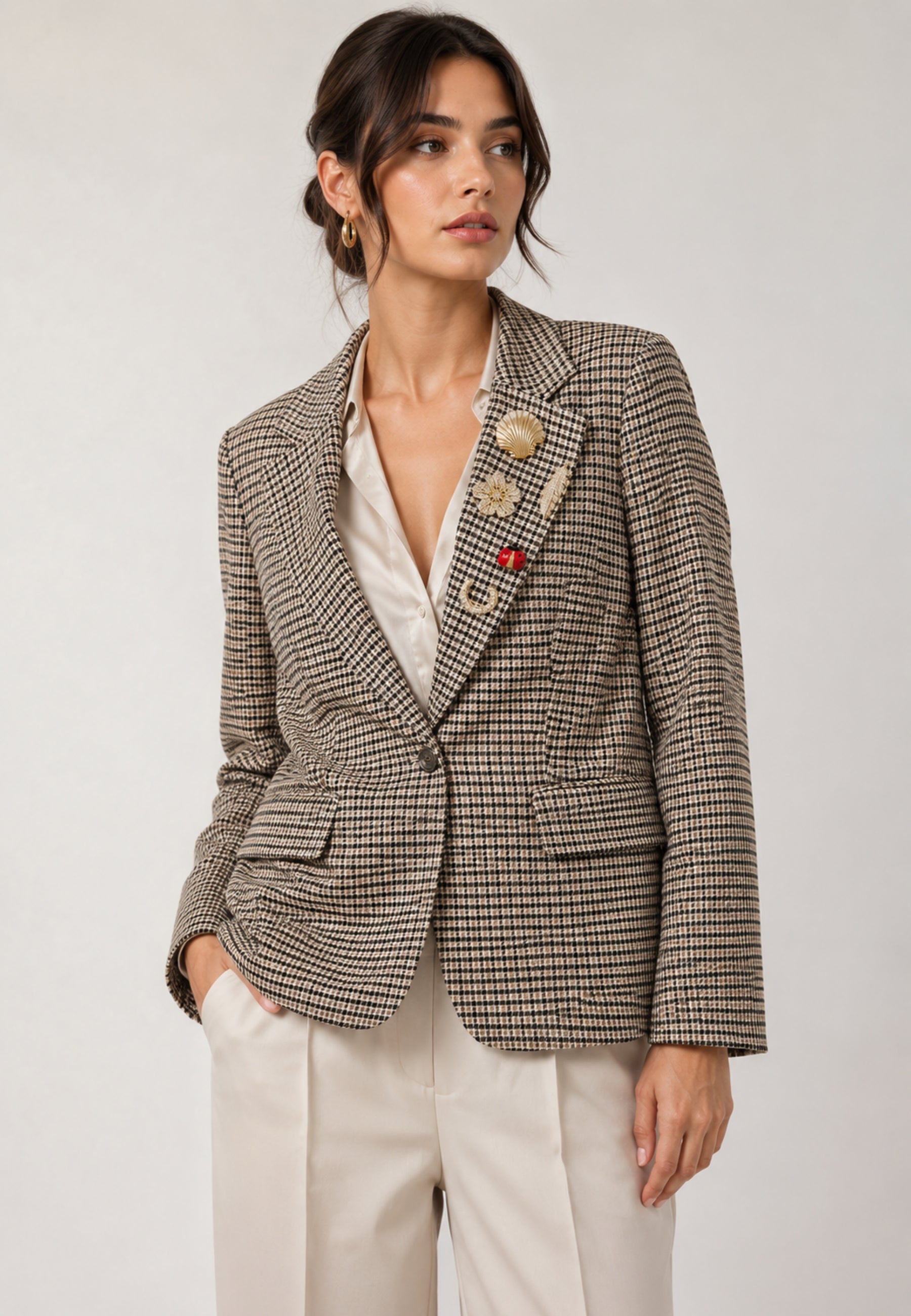 Tensione In - Blazer Pied-de-Poule con Spille Decorative