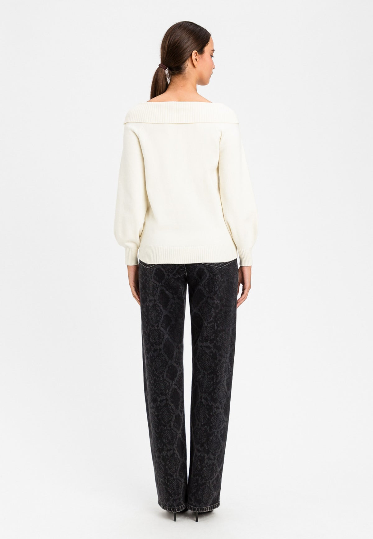 Actitude Twinset - Maglia in misto viscosa con strass