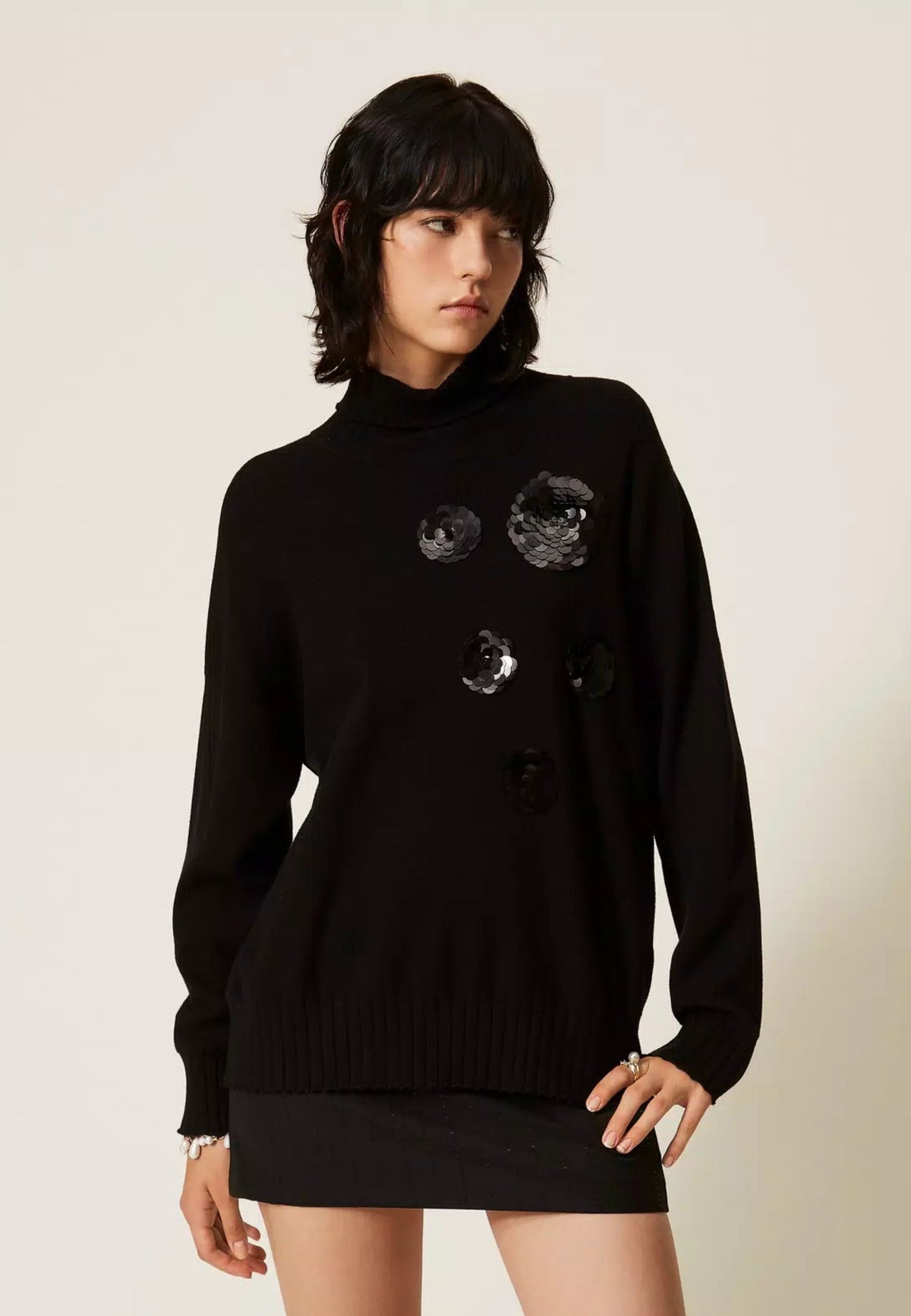 Twinset - Maglia Dolcevita con Ricamo di Paillettes