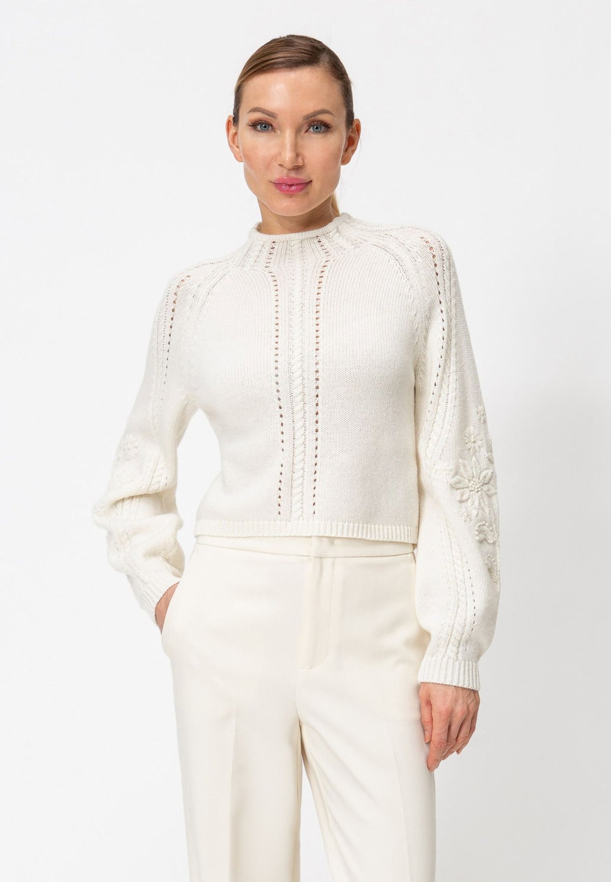 Twinset - Maglia in misto lana con lavorazione traforata