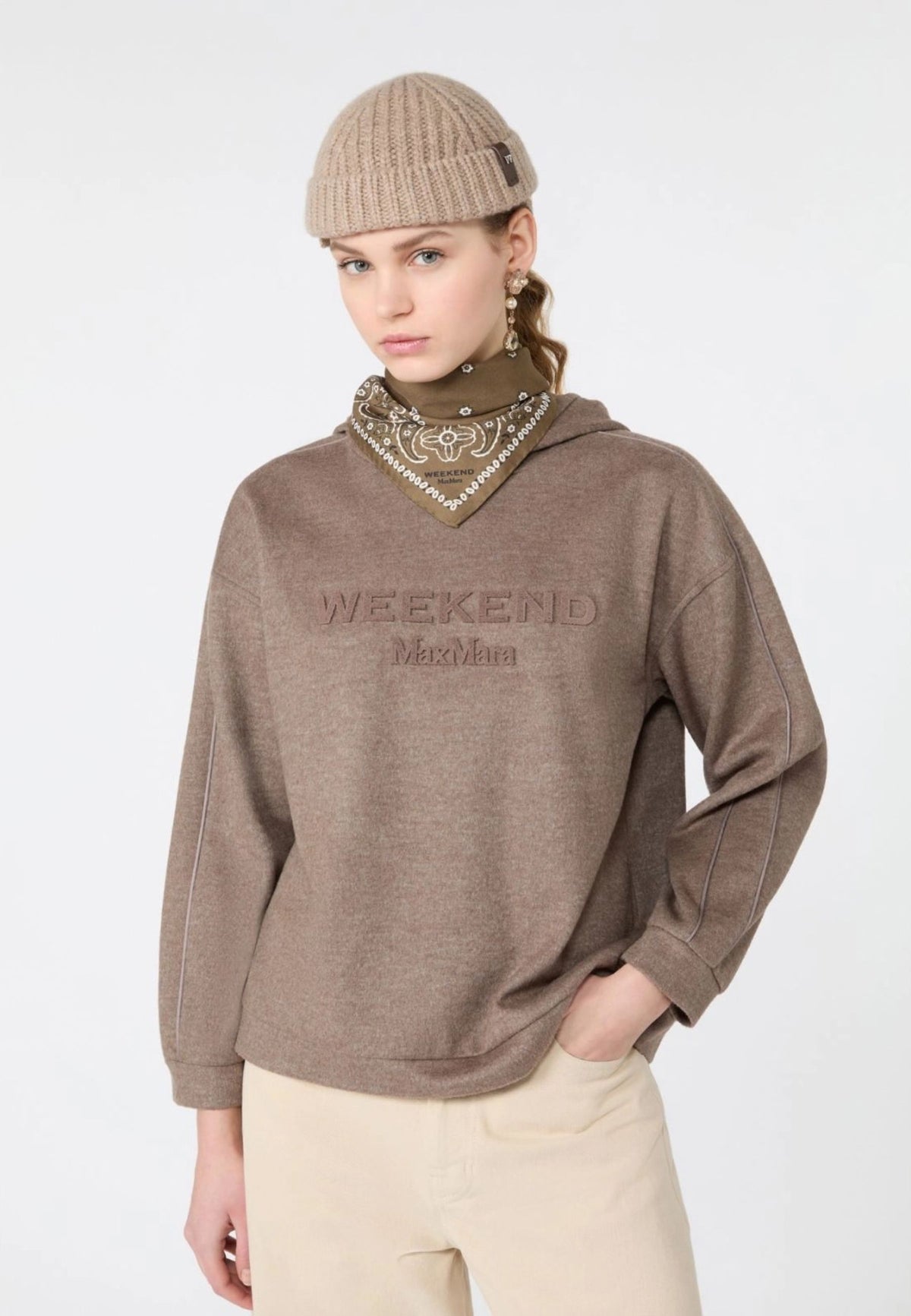 Weekend Max Mara - Felpa con Cappuccio e Logo a Rilievo