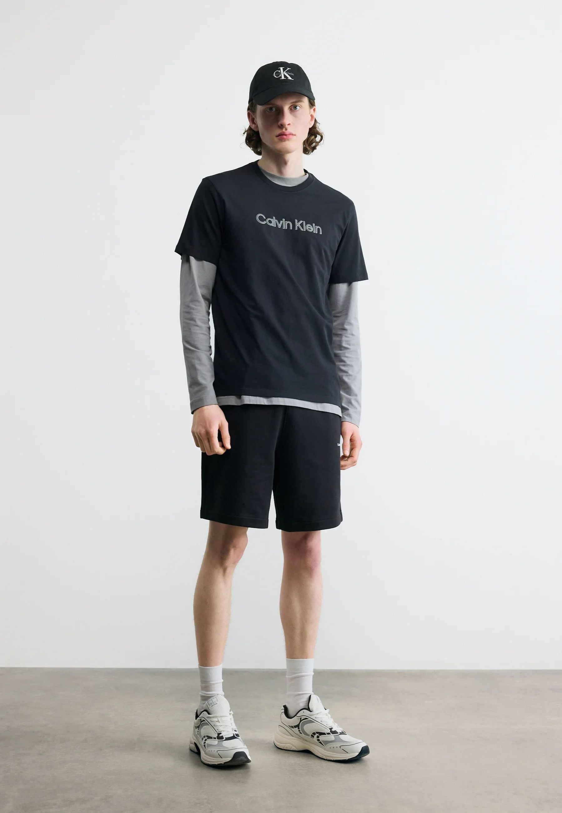 Calvin Klein - T-shirt logo in jersey di cotone