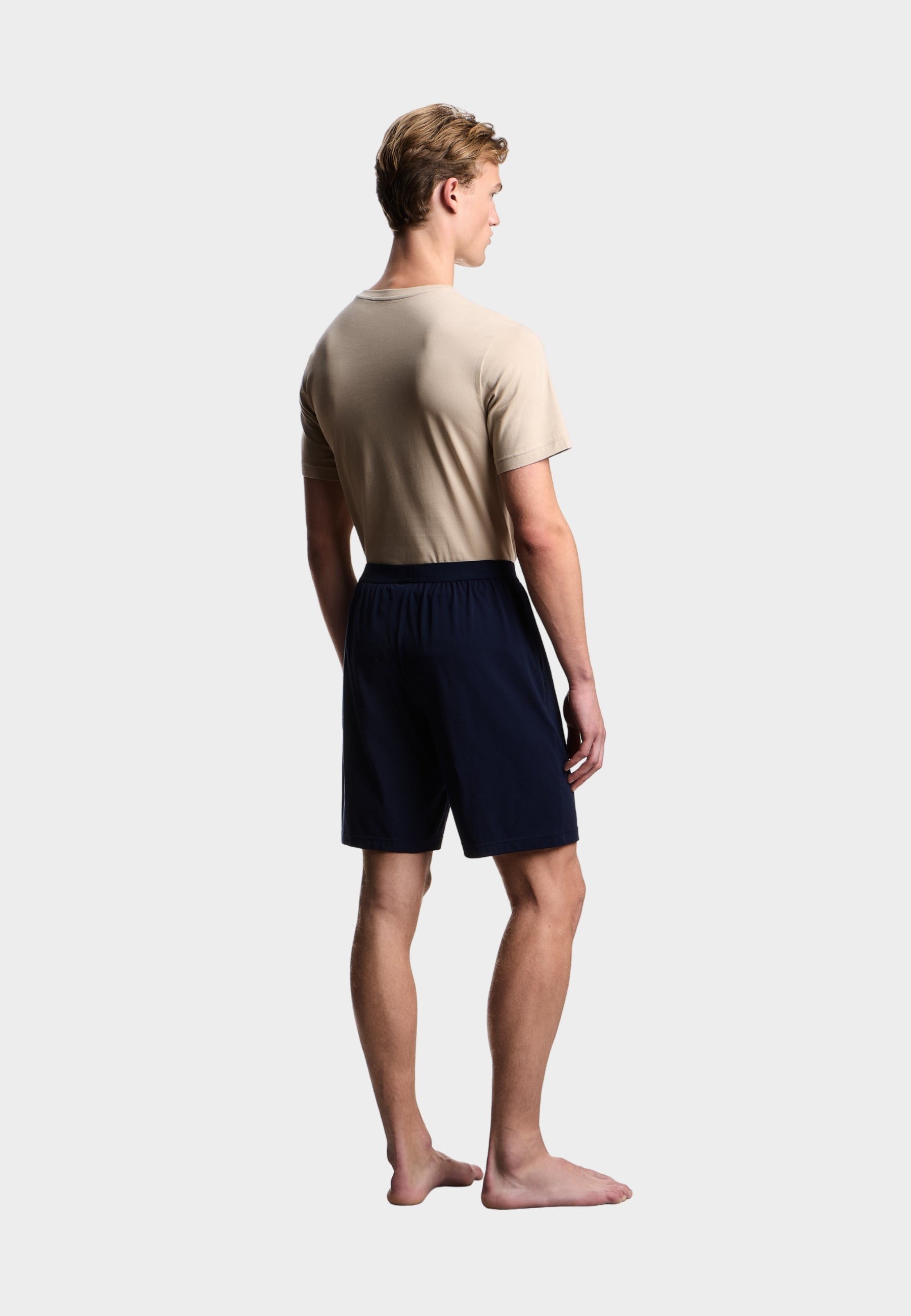 Emporio Armani Pigiama Uomo in Jersey Endurance con Bermuda - Beige e Blu Navy