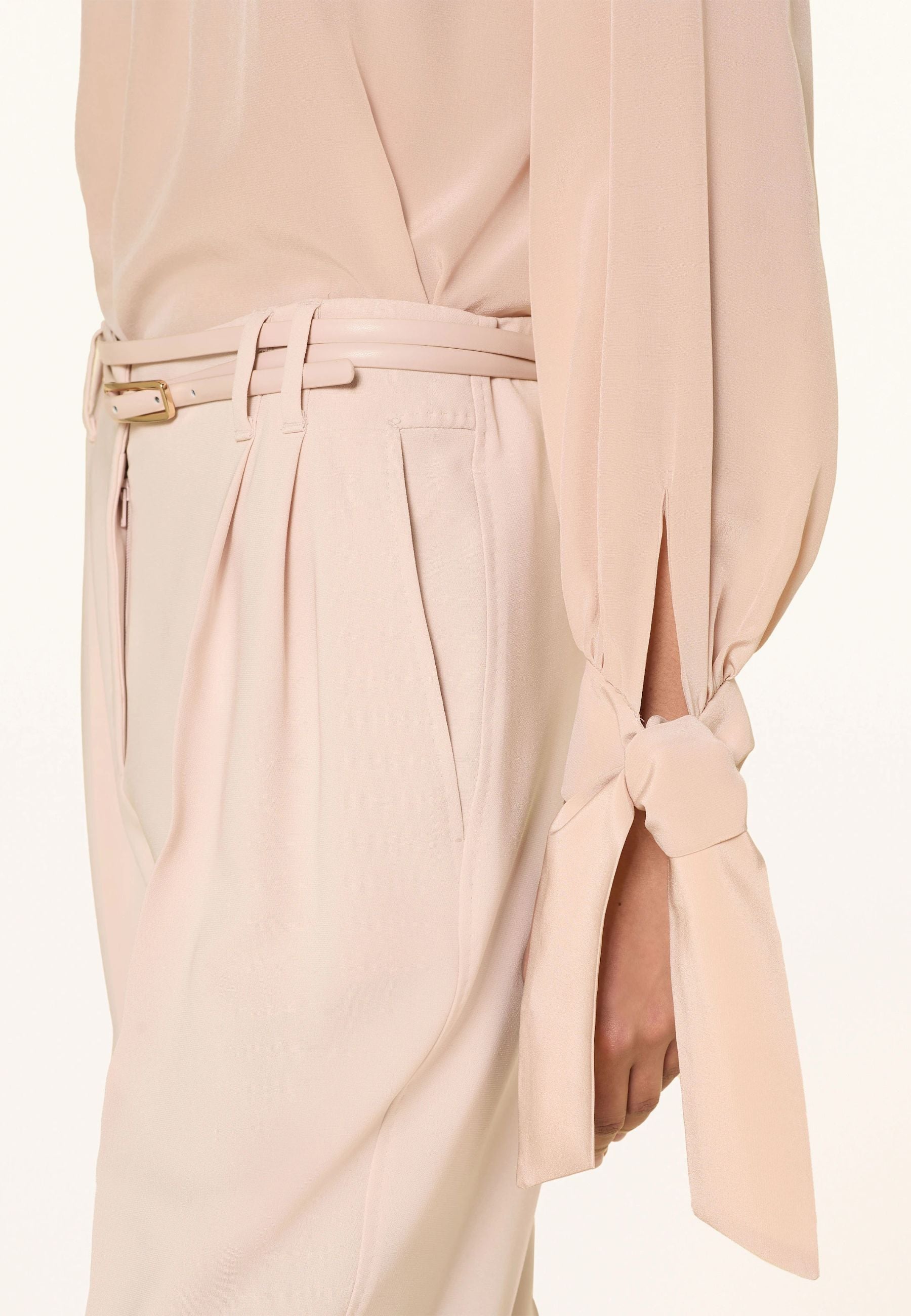 Max Mara Studio - Blusa in seta con fiocchi ai polsi