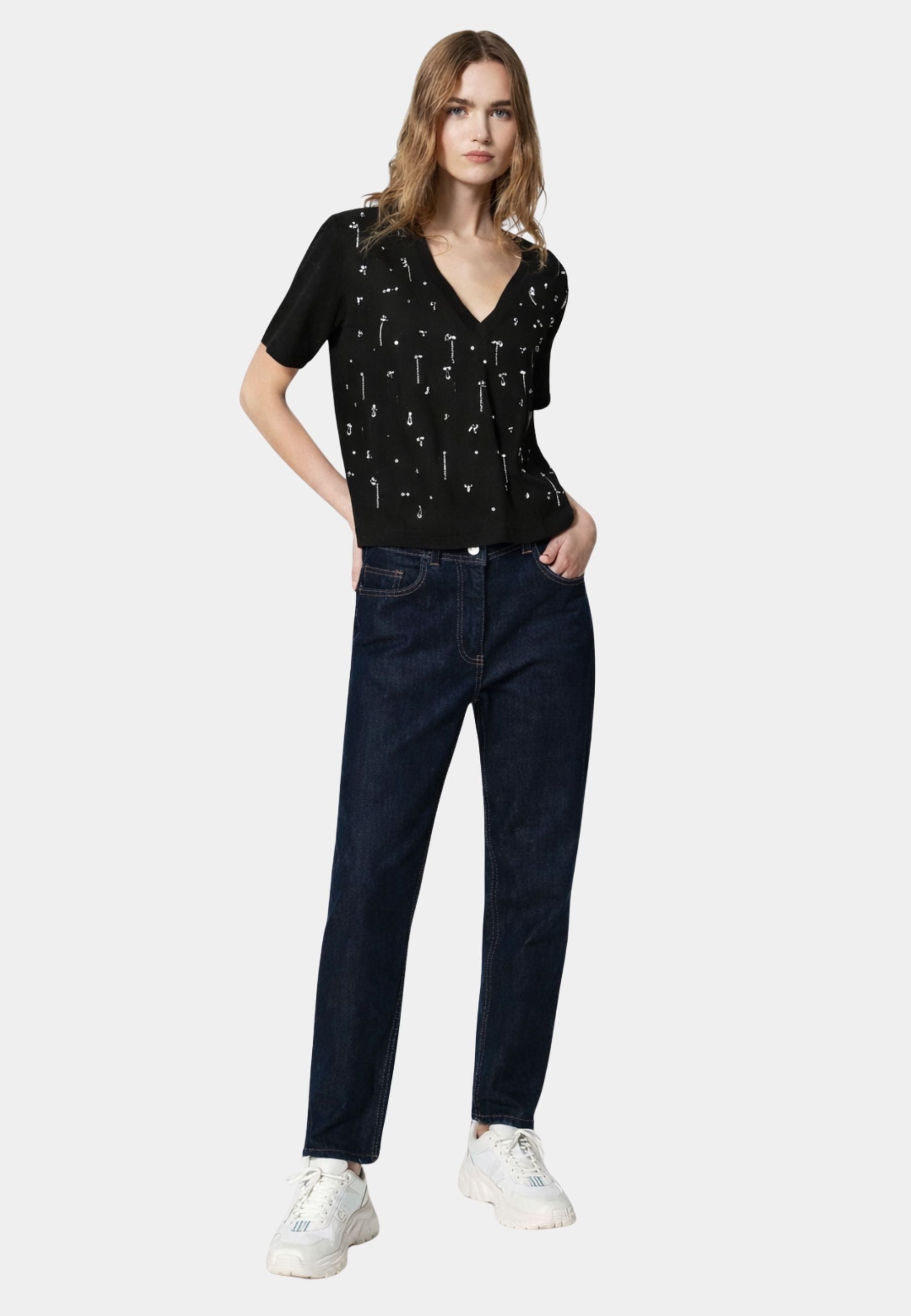 T-shirt cropped con ricami