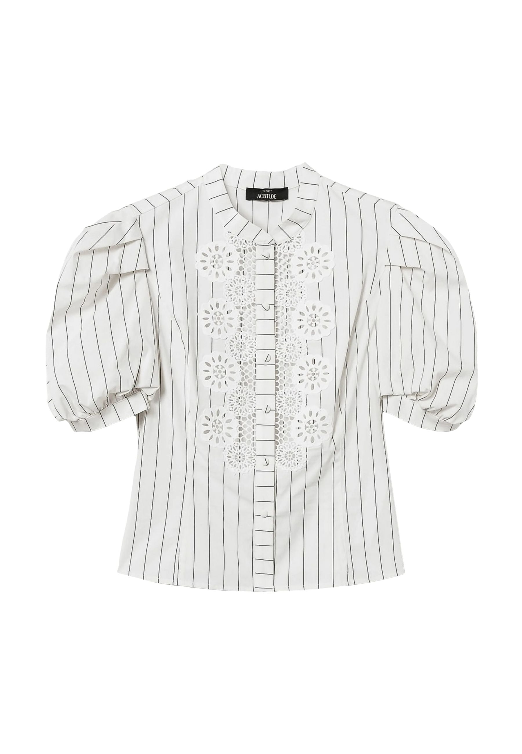 Camicia in popeline a righe con macramè