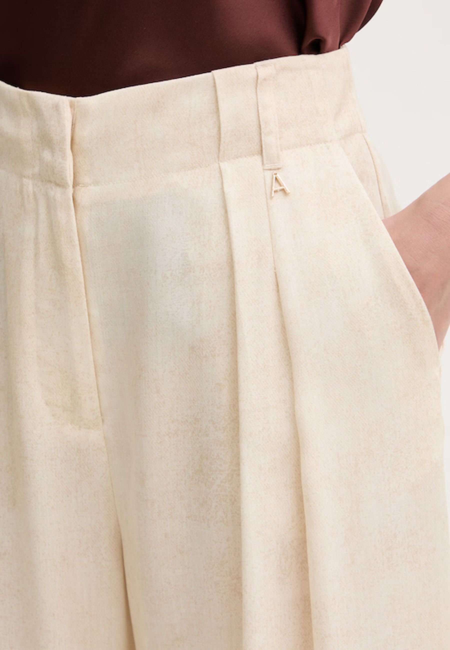Bermuda Twinset da donna in lyocell - Beige