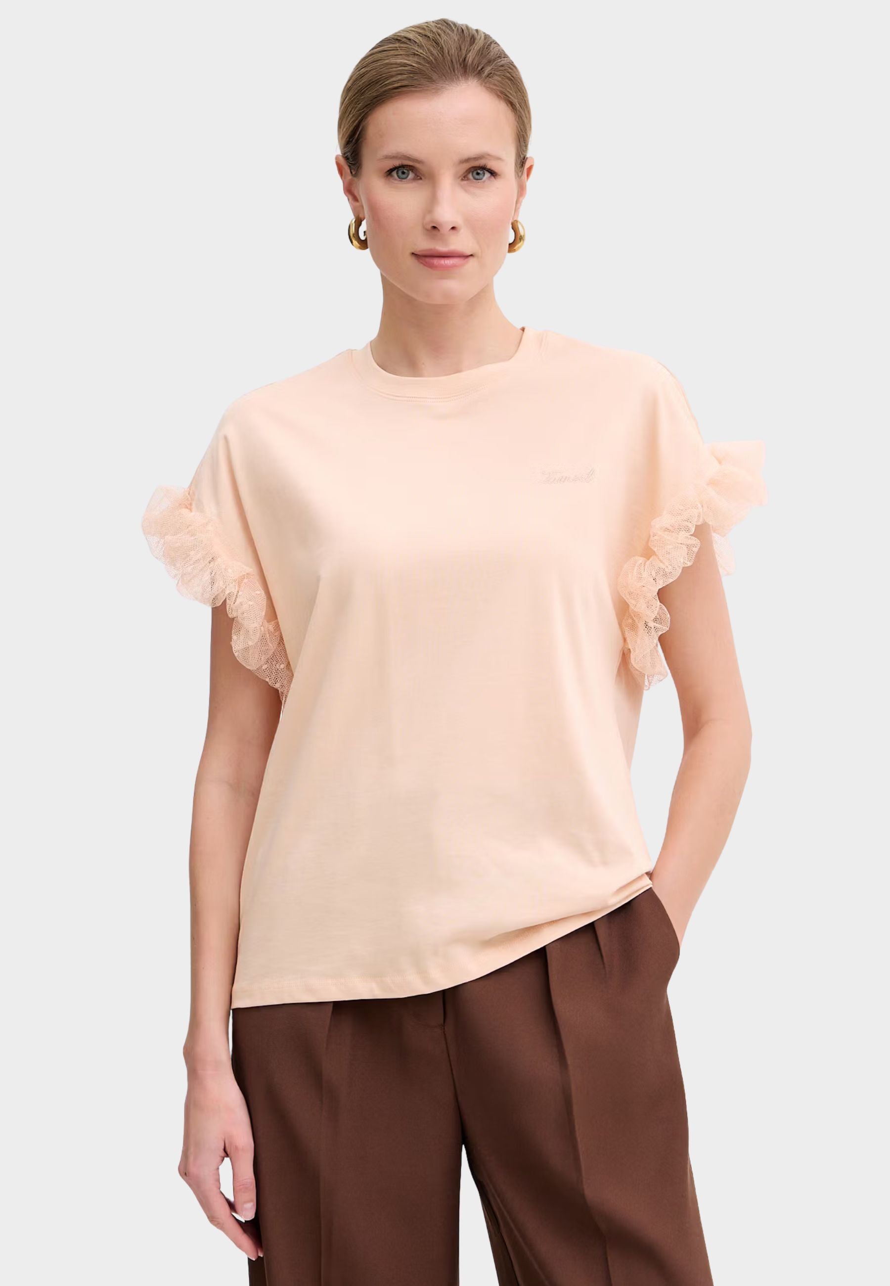 T-shirt Twinset con volant in tulle e logo ricamato