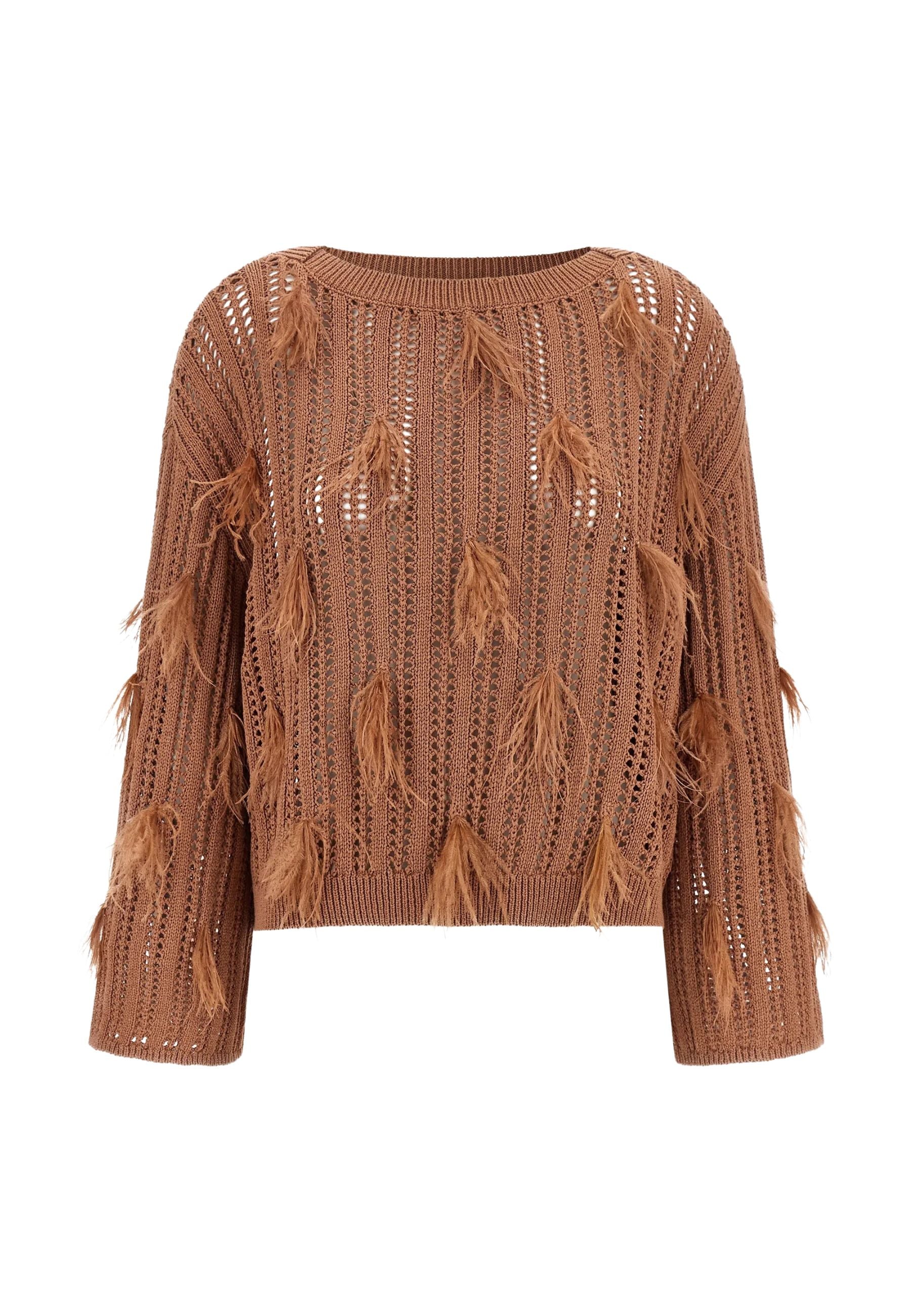 Maglione in maglia fine con piume di struzzo