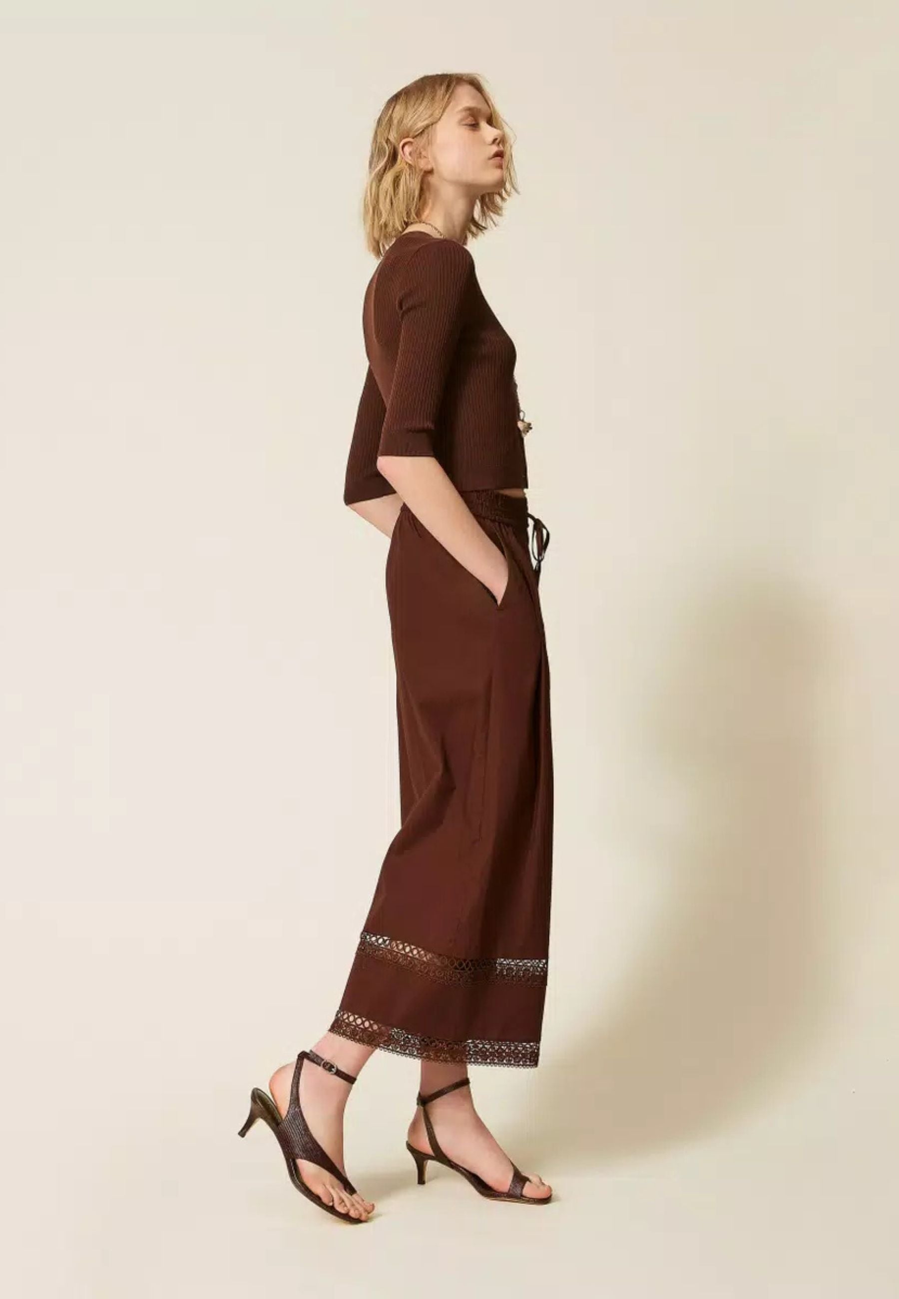 Twinset - Pantaloni Ampi in Popeline con Ricamo