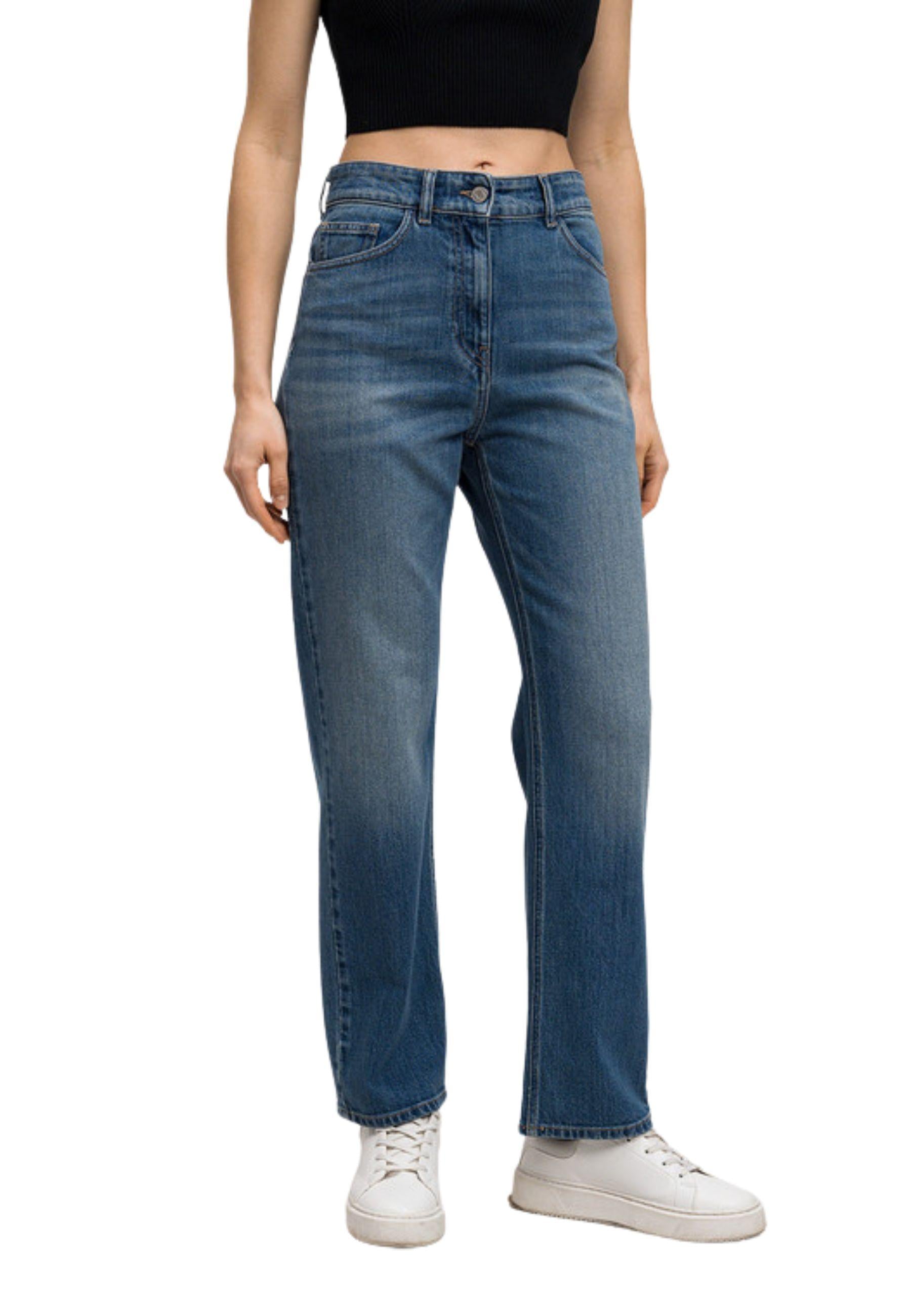 Jeans blu con ricamo del logo