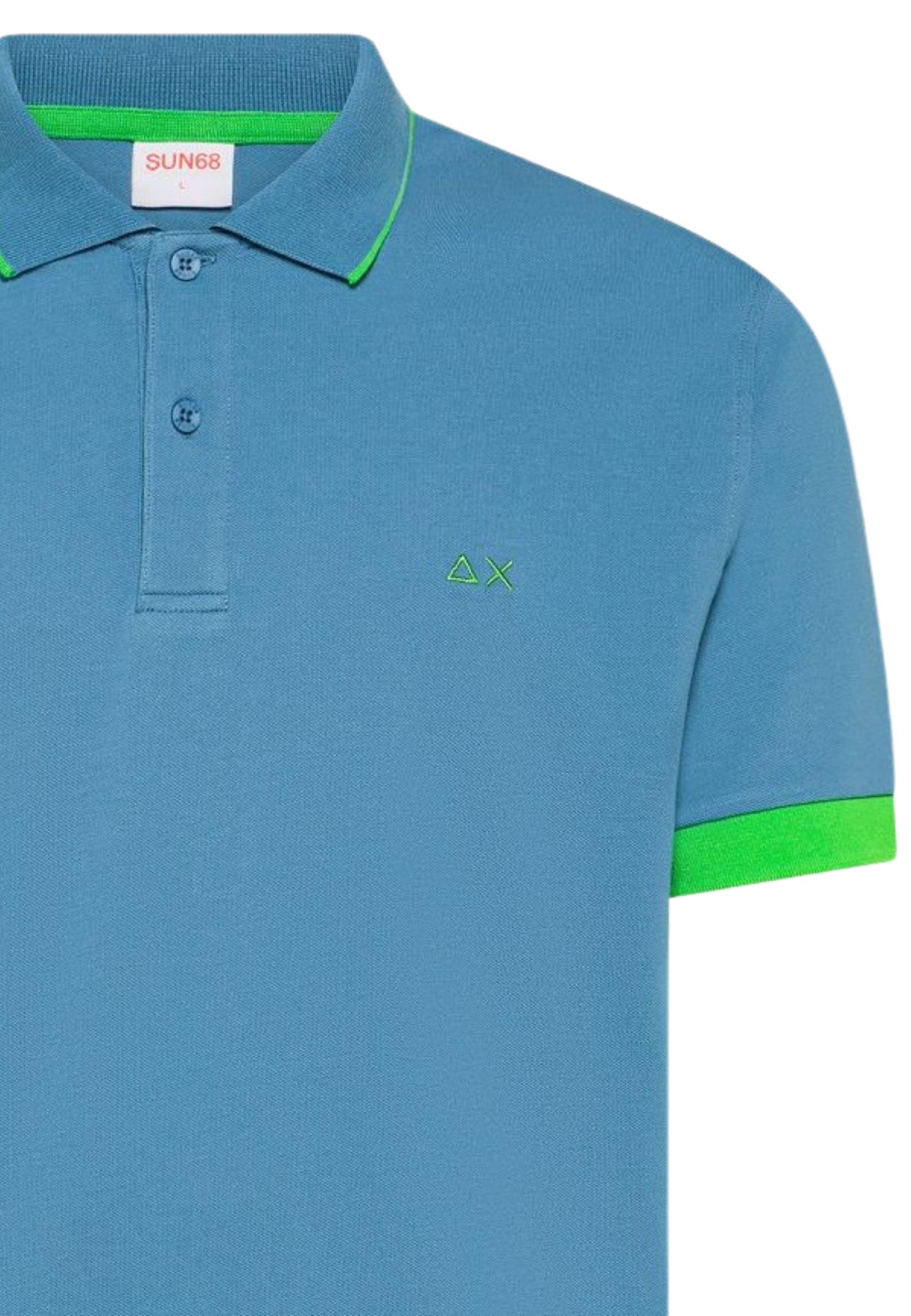 Polo in cotone blu avio con bordi fluo a contrasto