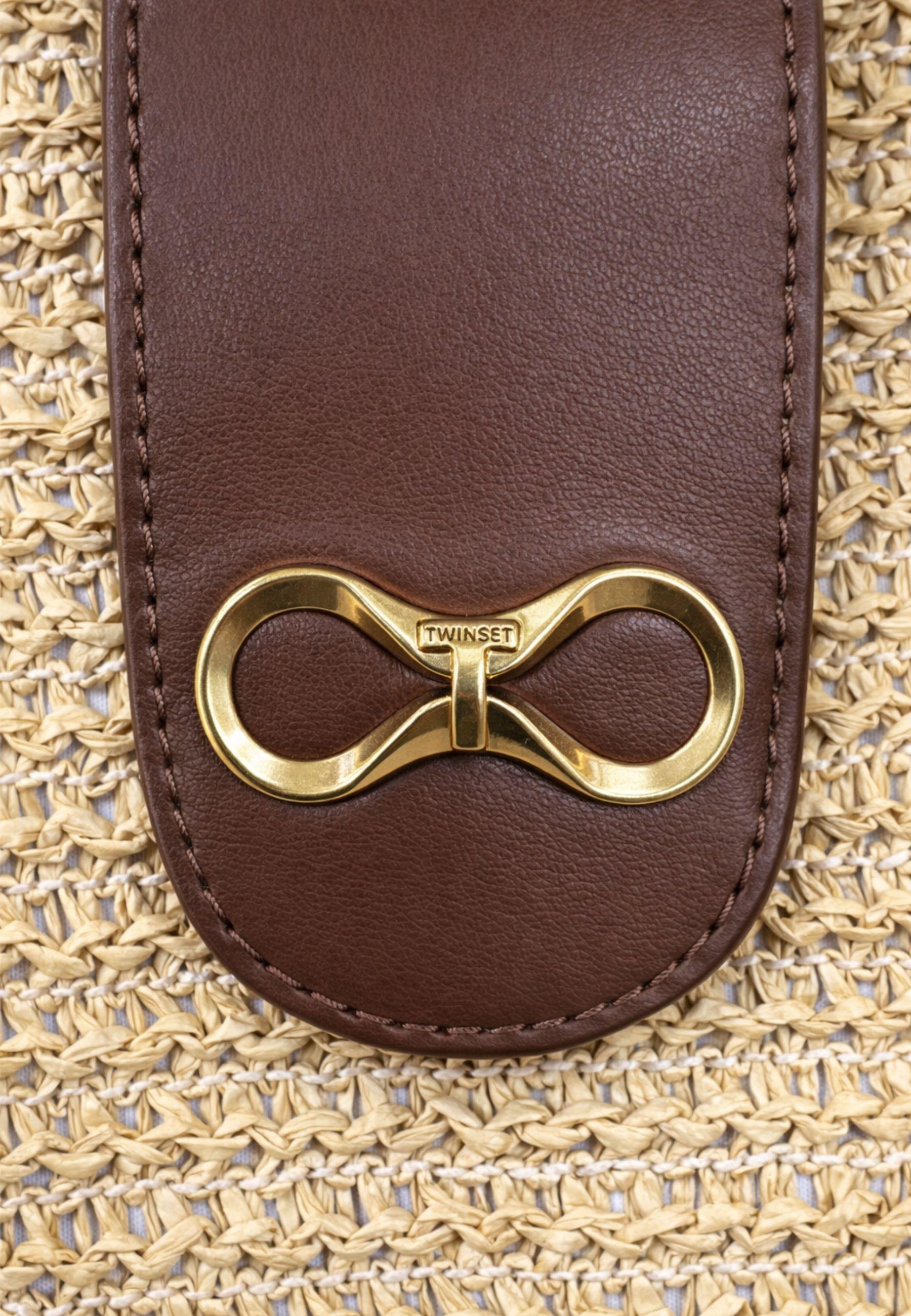 Borsa a spalla intrecciata effetto rafia