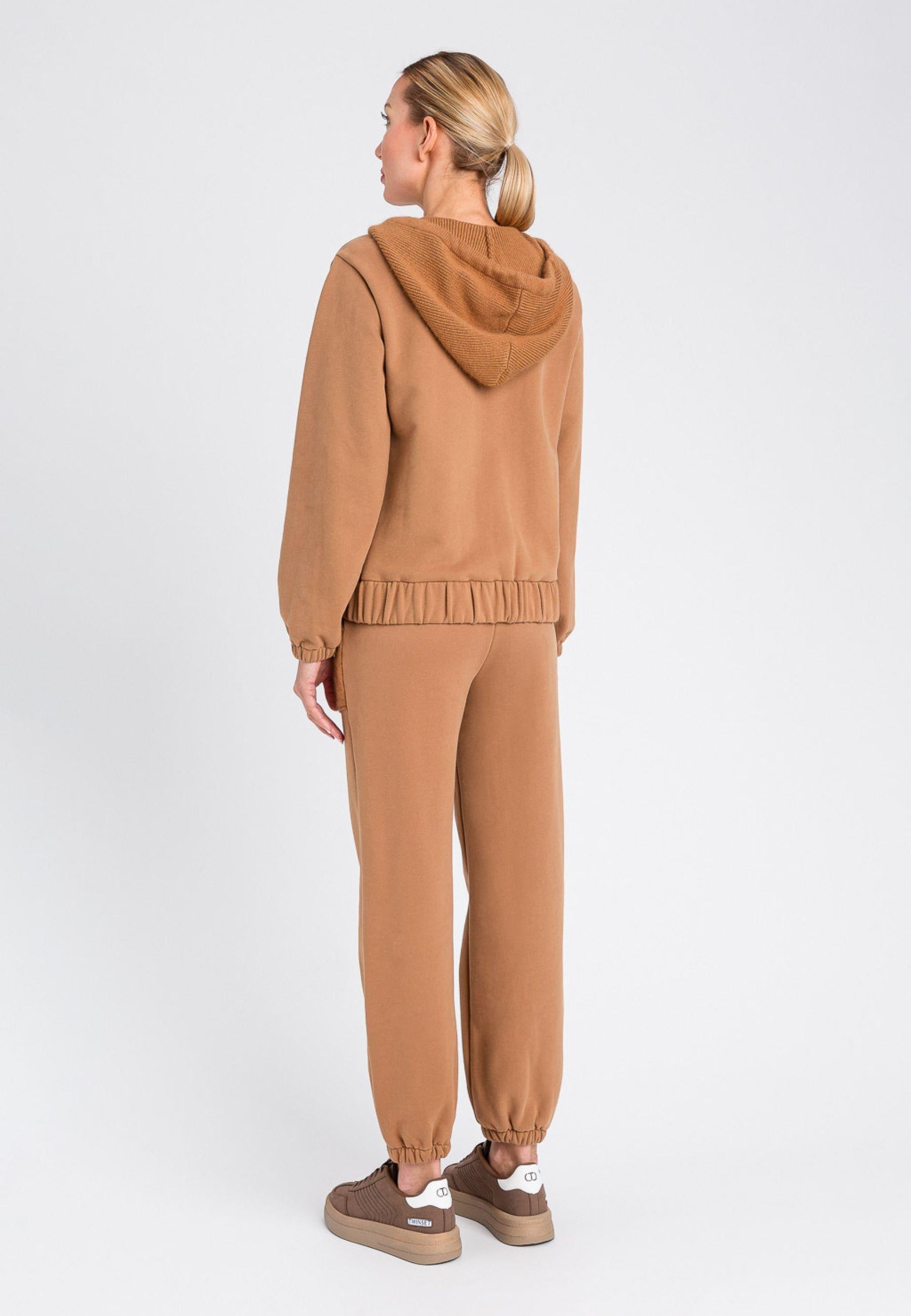 Pantaloni jogger con tasche applicate<BR/>
