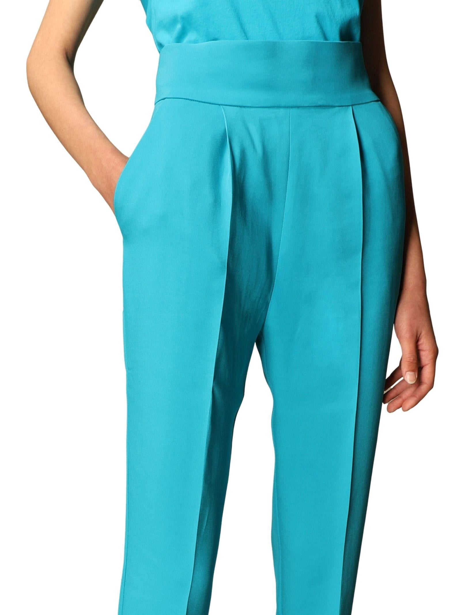 Pantalone a vita alta