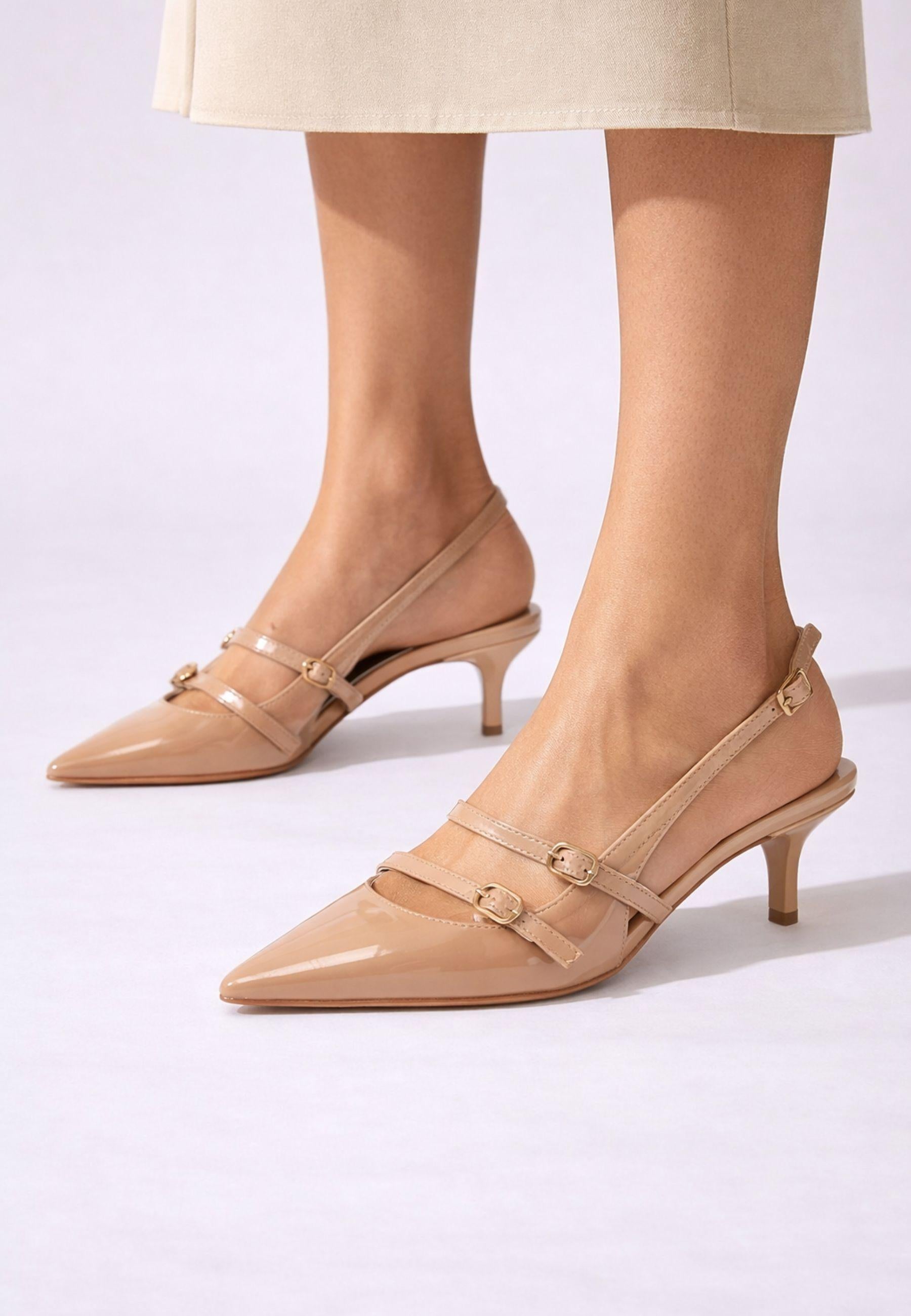 Décolleté sling back con cinturini
