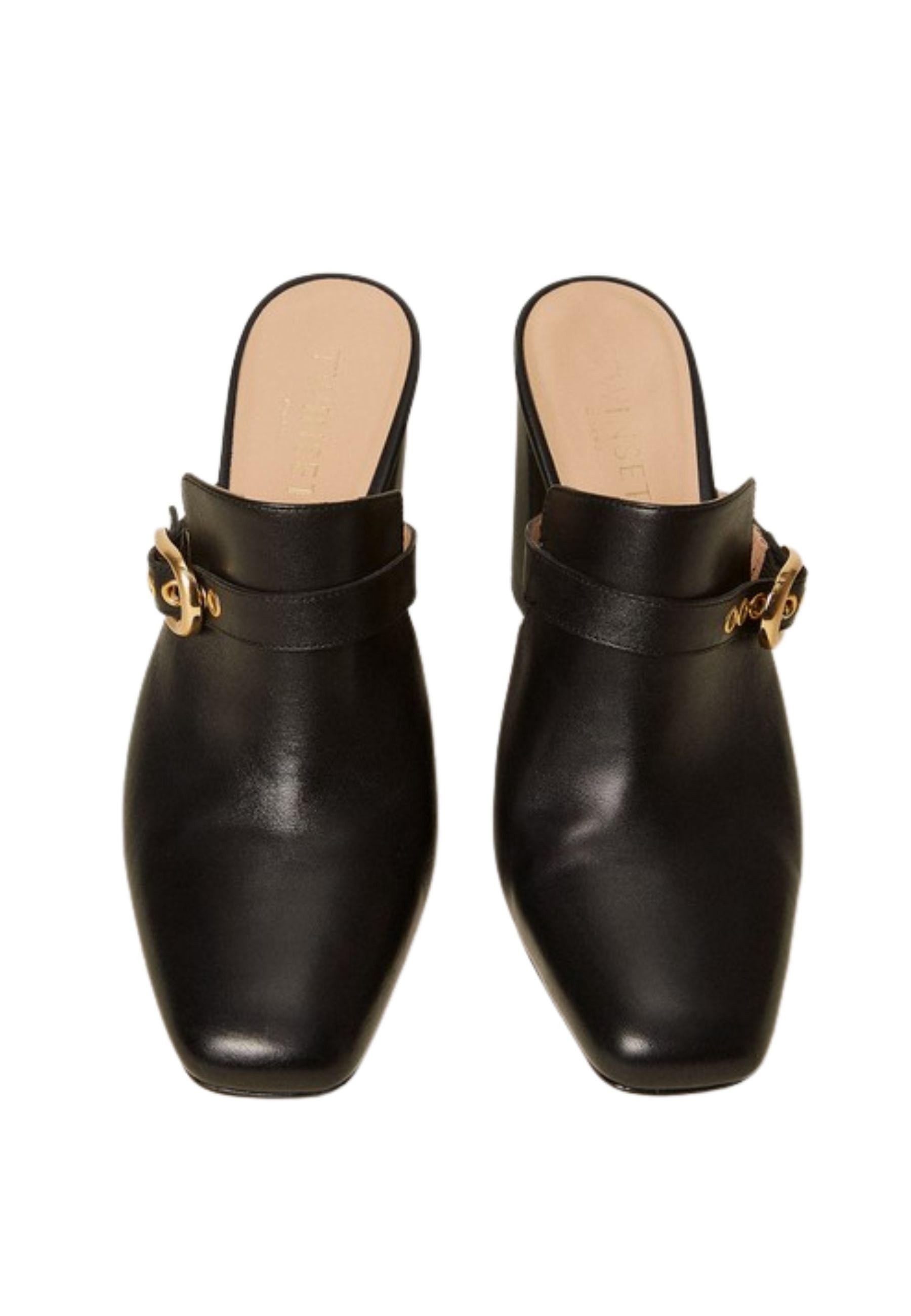 Scarpe mules in pelle con fibbia