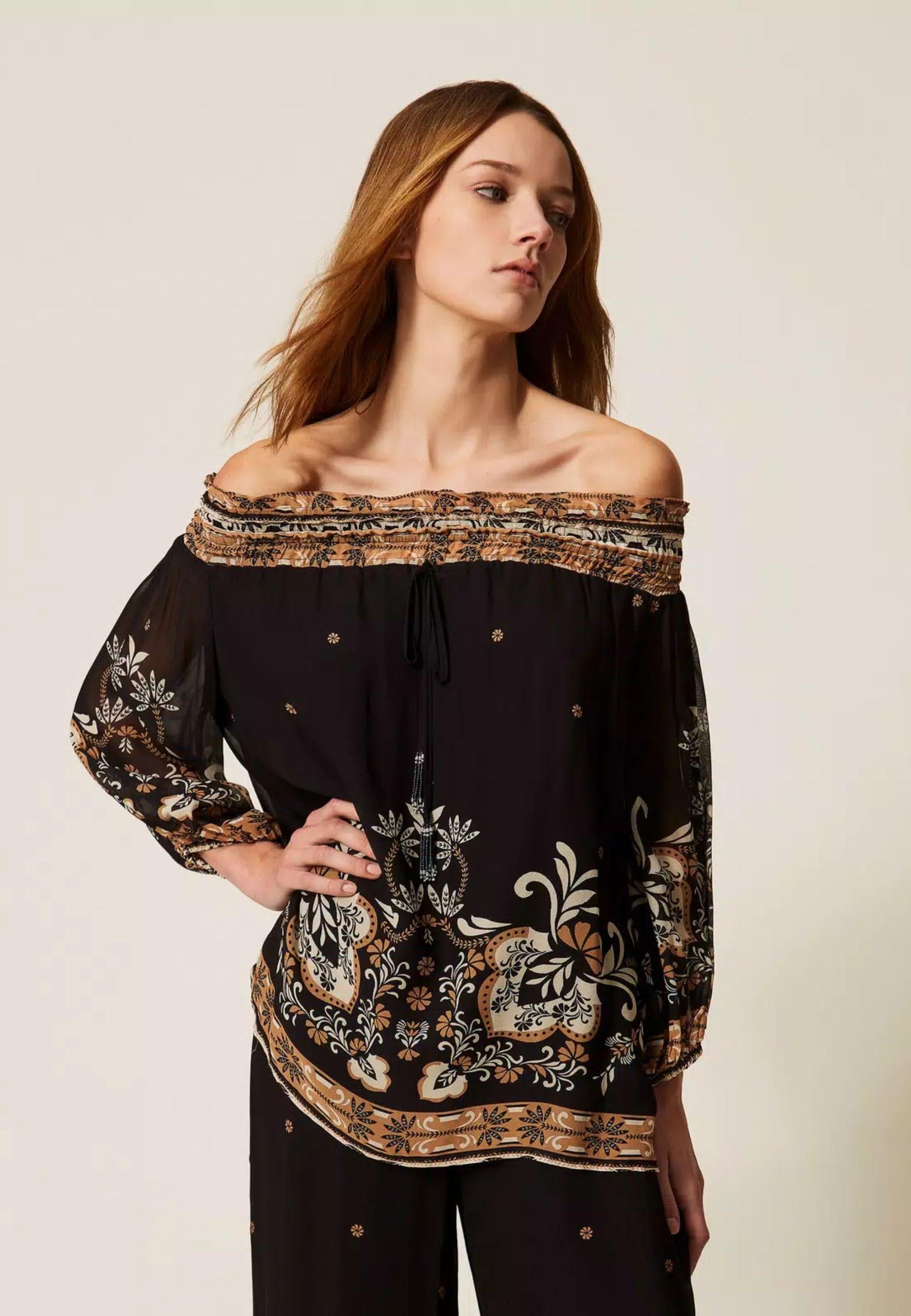 Blusa Twinset in georgette di viscosa con stampa foulard