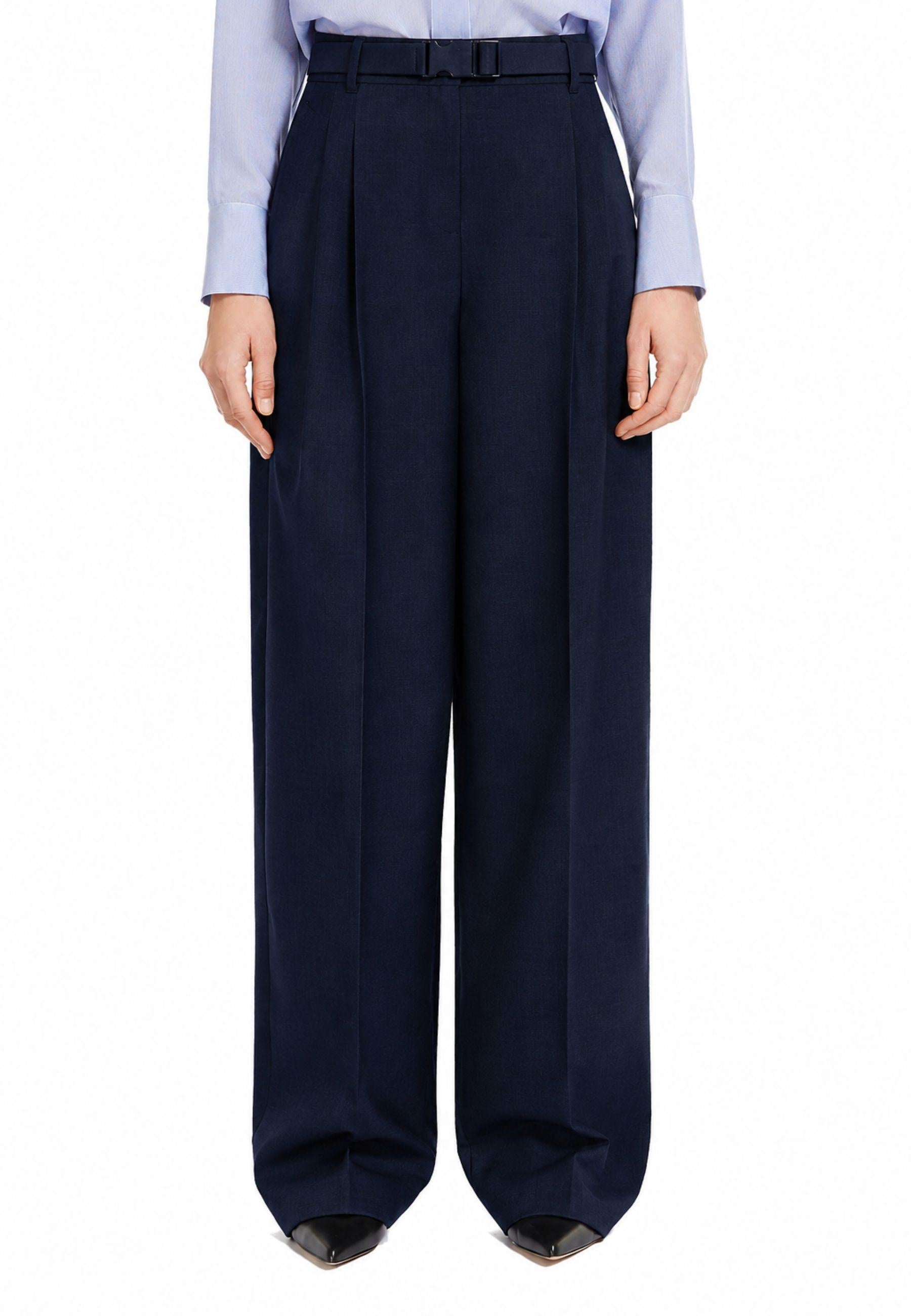 Pantalone lungo in gabardina di misto lana con cintura coordinata