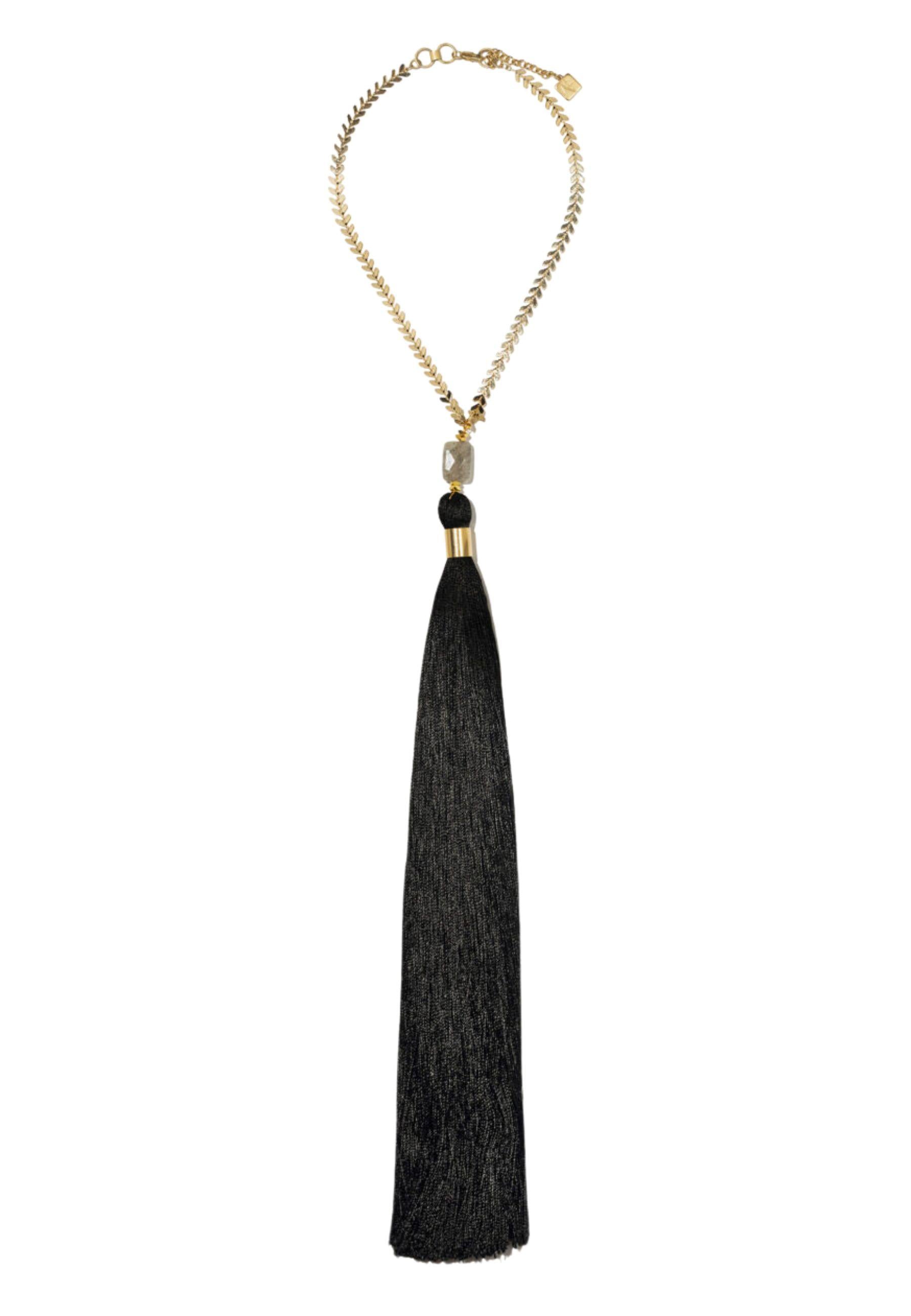 Brezza - Collana Catena a Petali con Labradorite e Nappa Black - EIEL