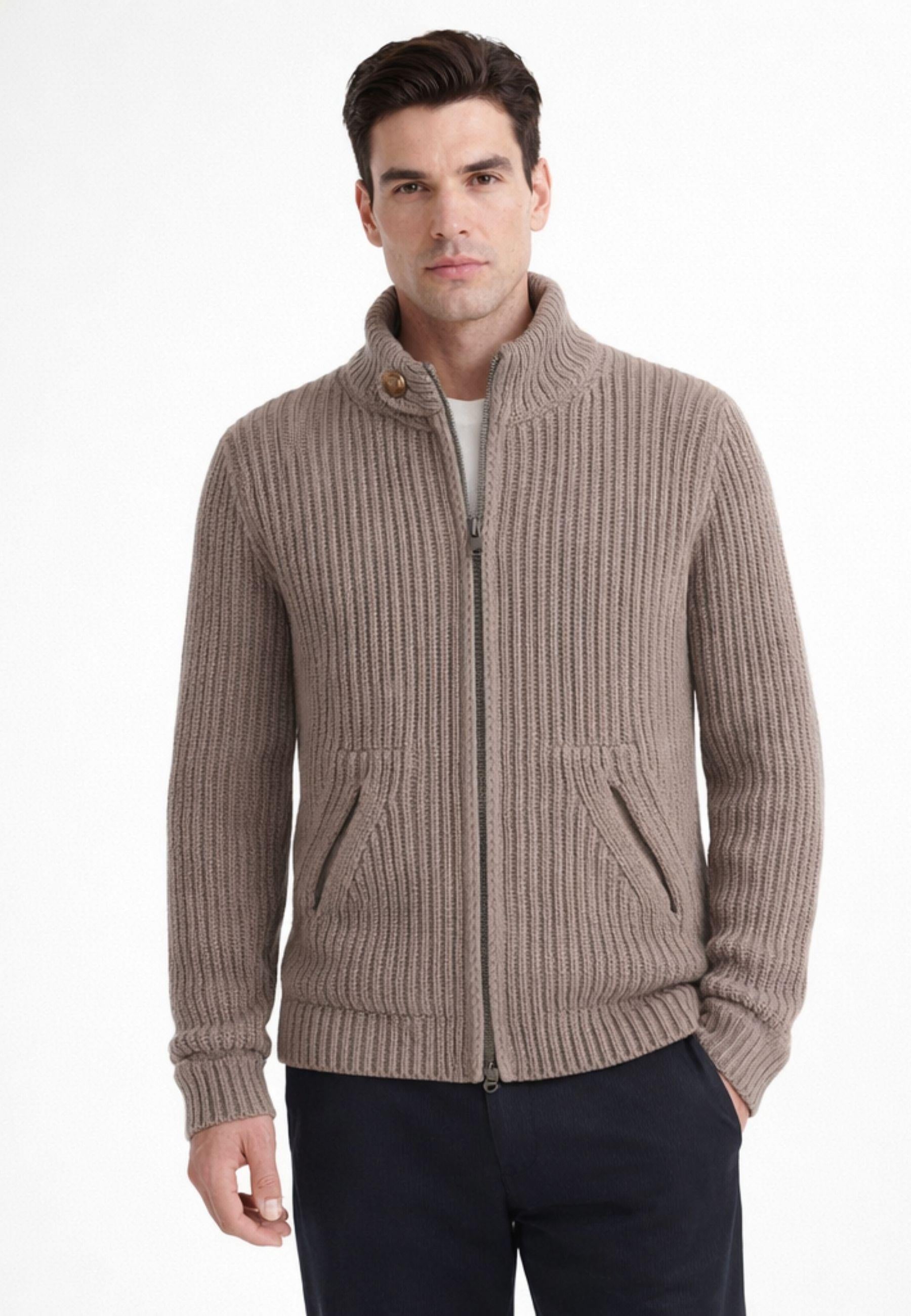Cardigan in lana merino a coste con zip