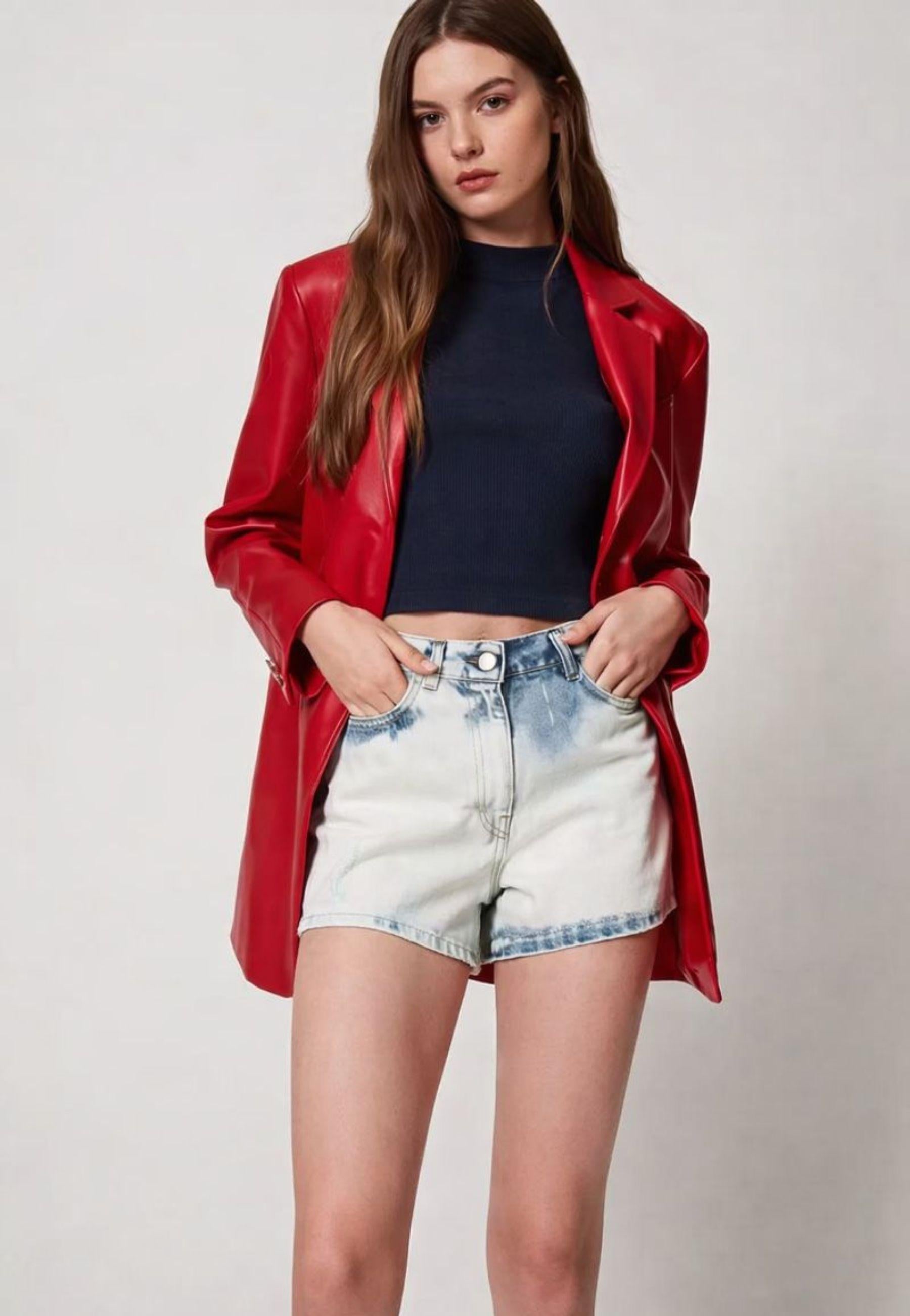 Shorts in jeans super bleach