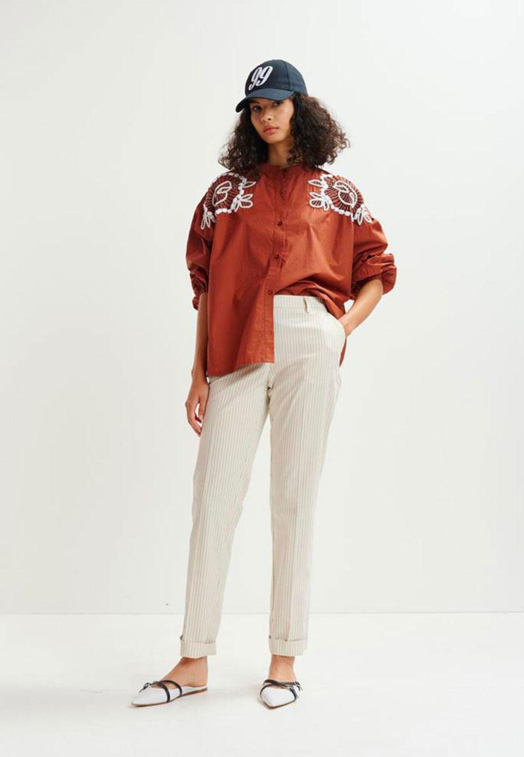 Essentiel Antwerp - Pantaloni a Righe Beige