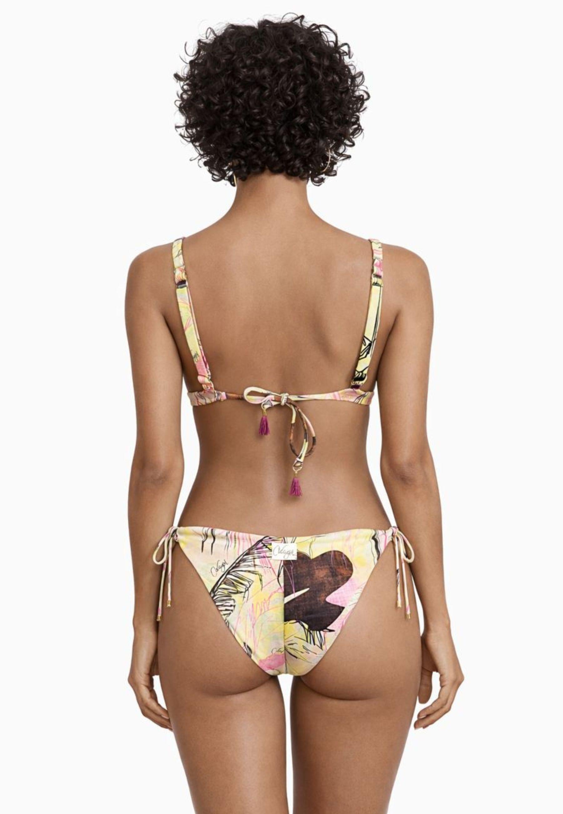 Bikini in lycra stampata con fantasia tropicale