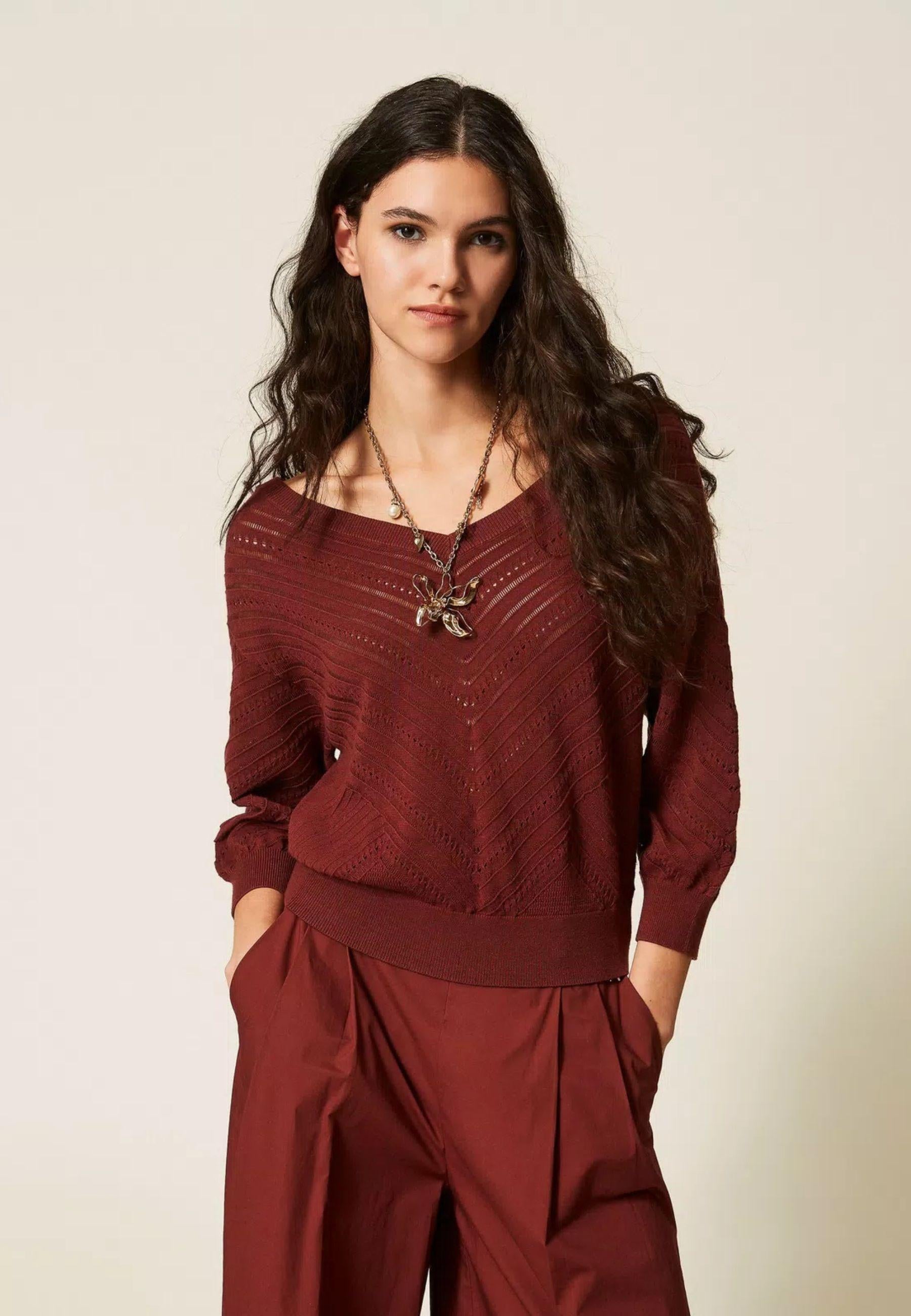 Actitude Maglia Chevron in Misto Viscosa con Lavorazione Punzonata