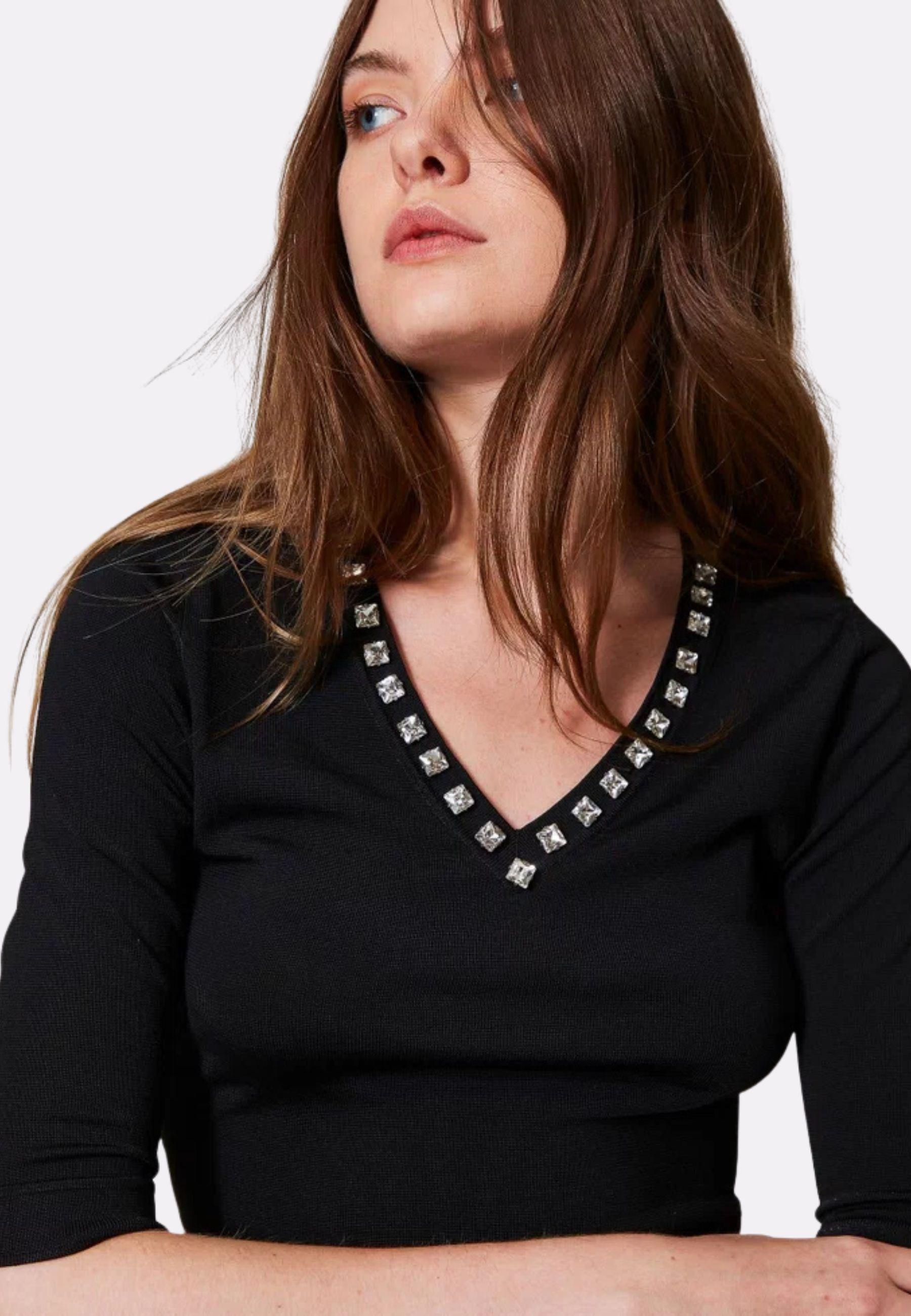 Maglia fitted con strass allo scollo - Actitude