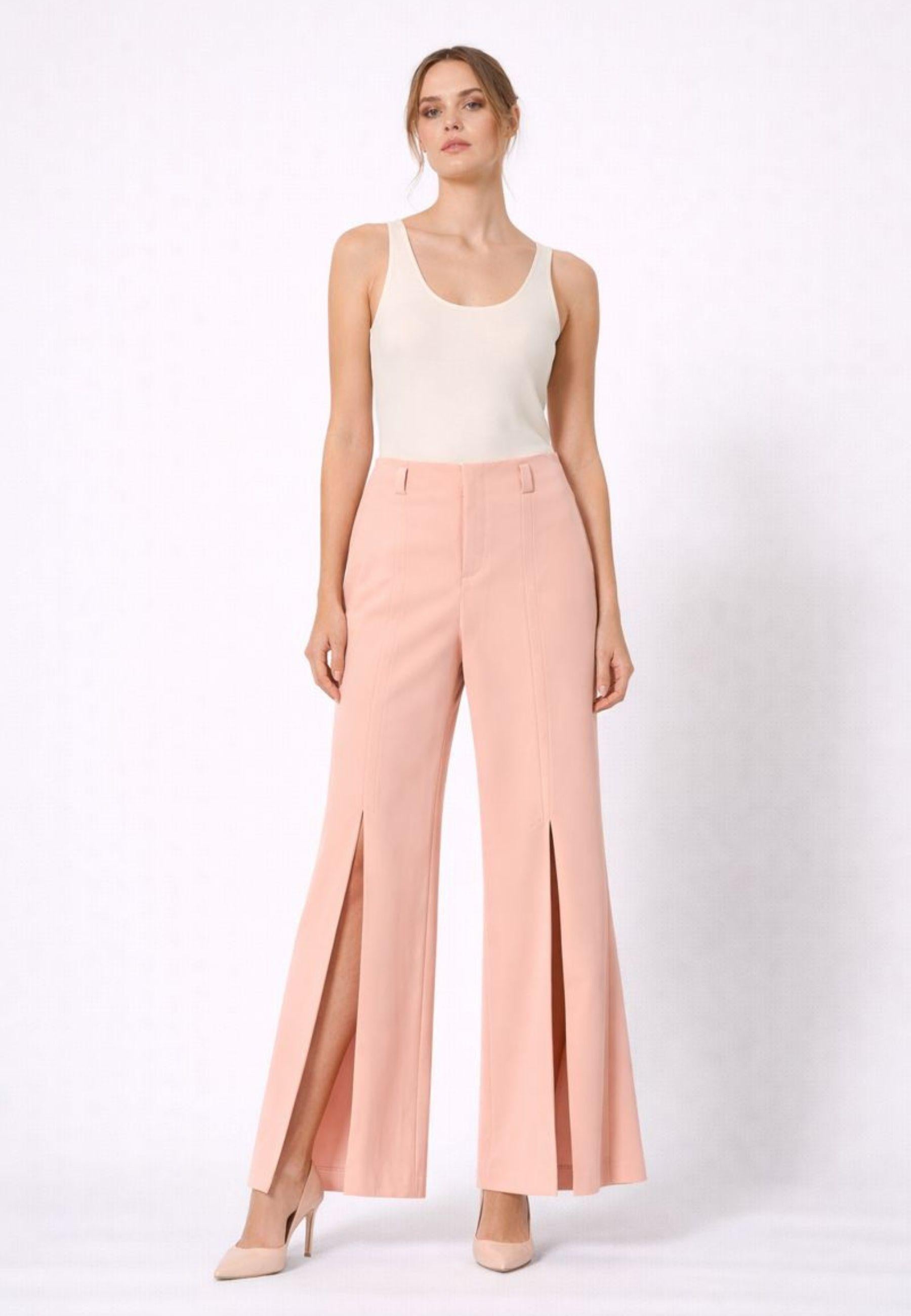 Pantalone ampio con spacchi frontali