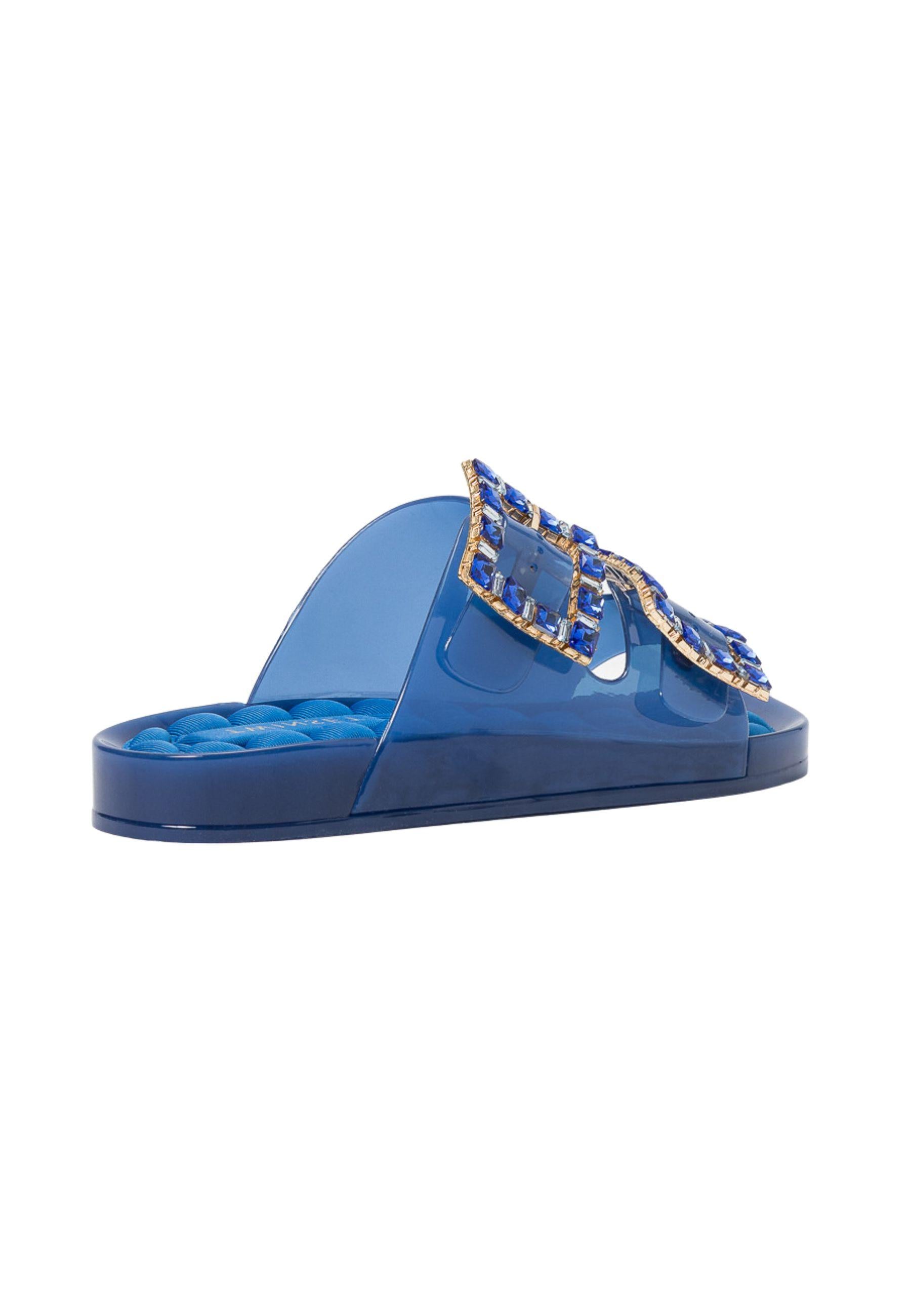 Sandali flat con maxi fibbie gioiello
