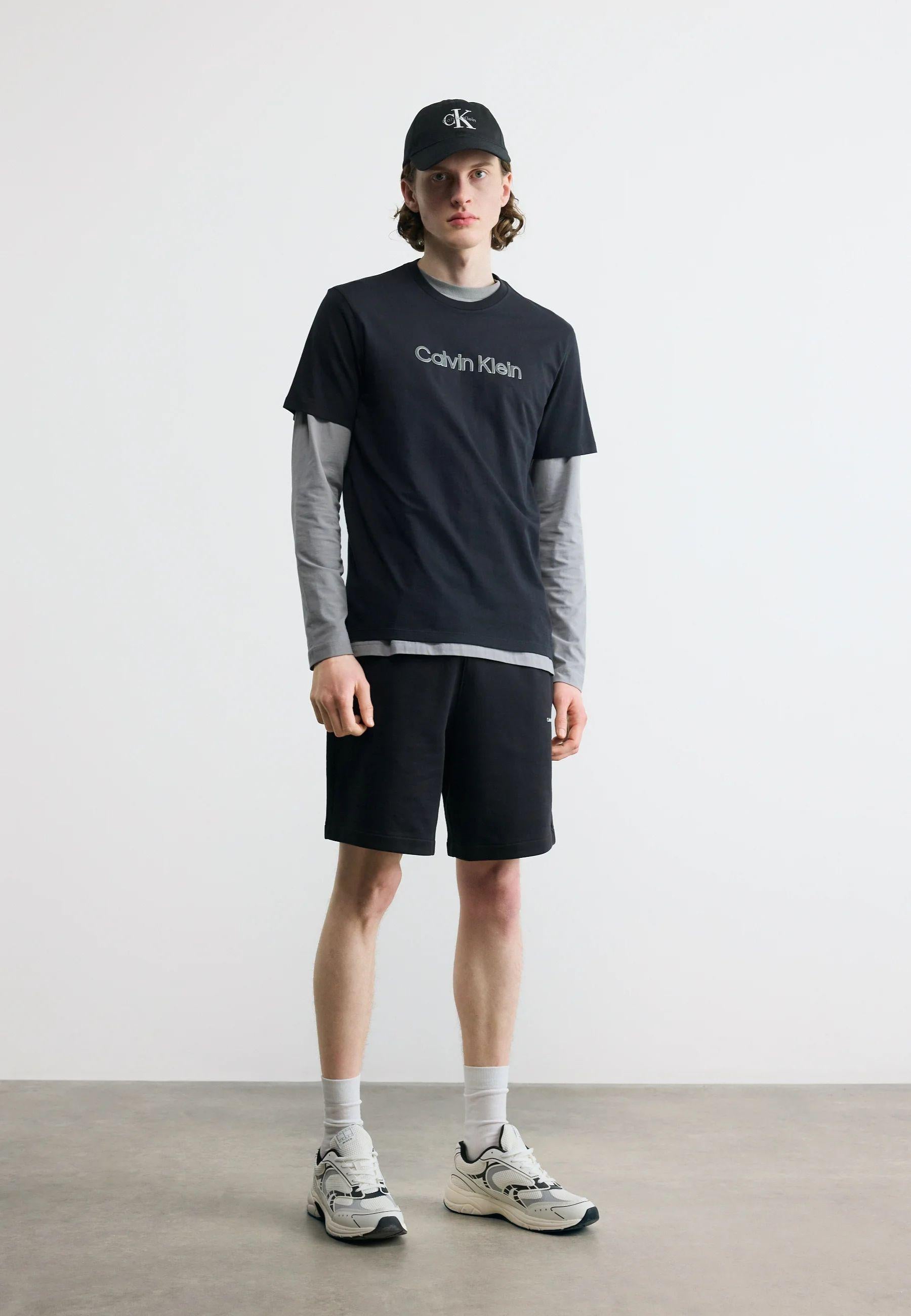 Calvin Klein - T-shirt logo in jersey di cotone