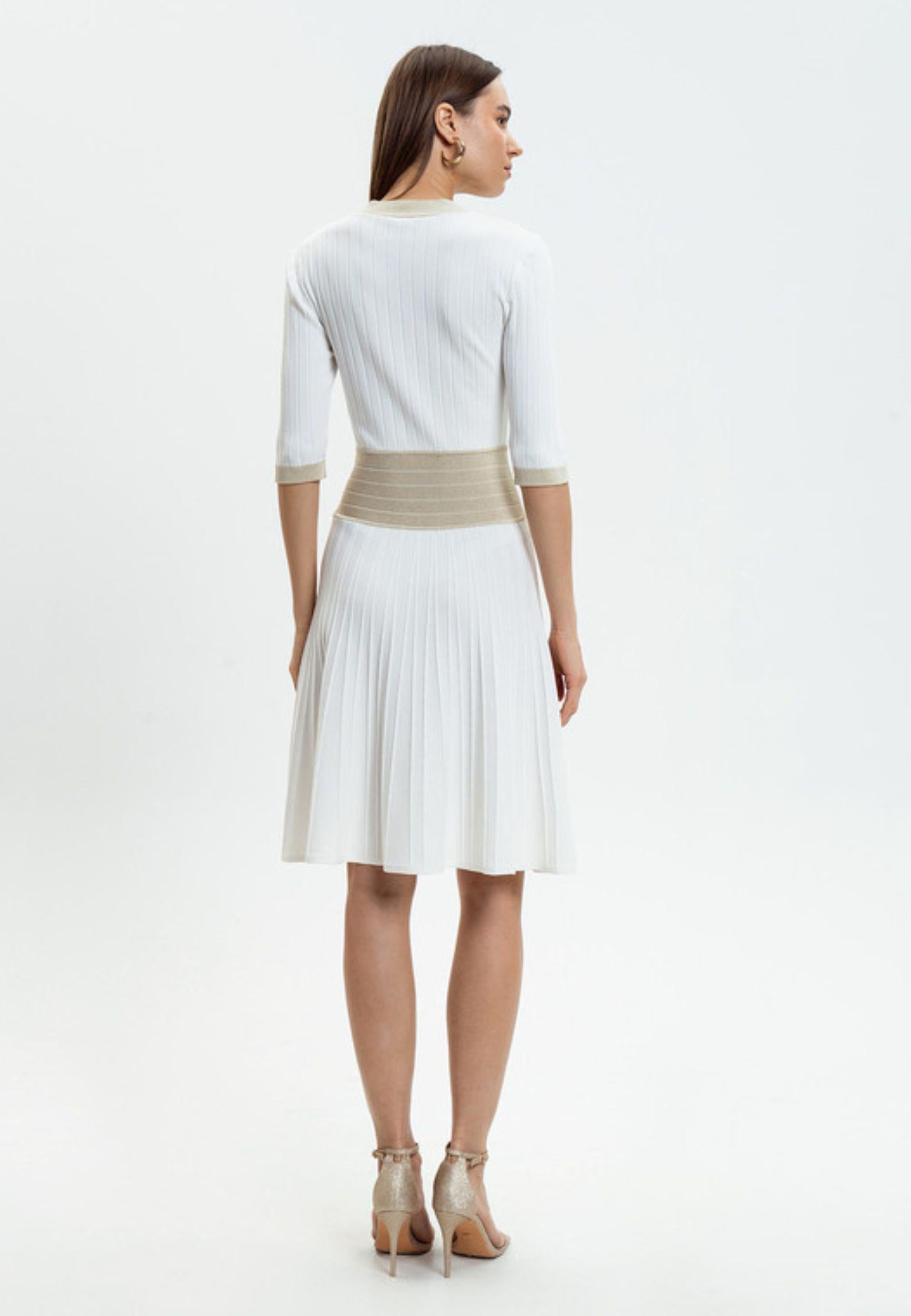 Abito bianco in maglia con lurex