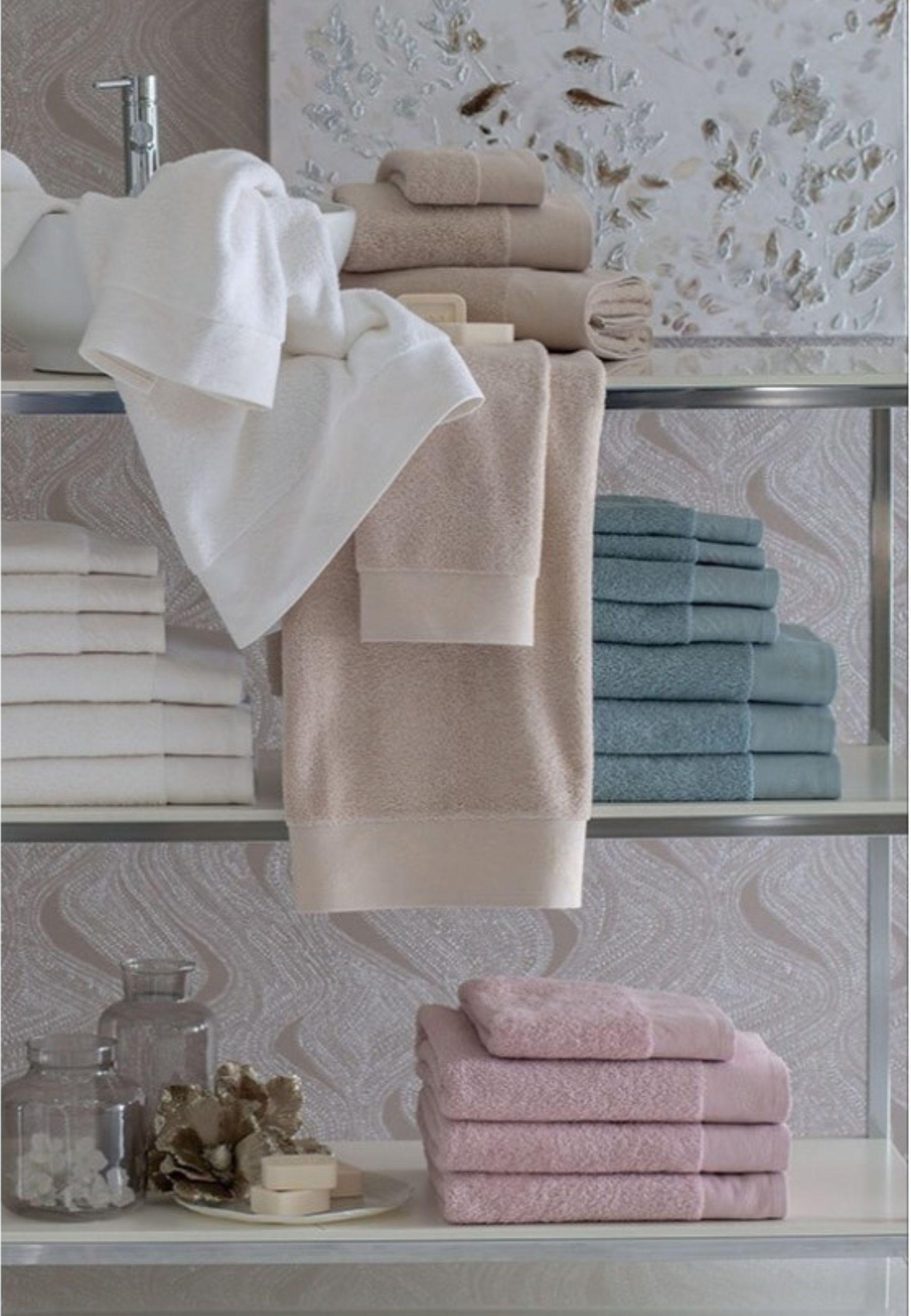 Set asciugamani Crystelle 2 pezzi in spugna di cotone con logo jacquard lurex