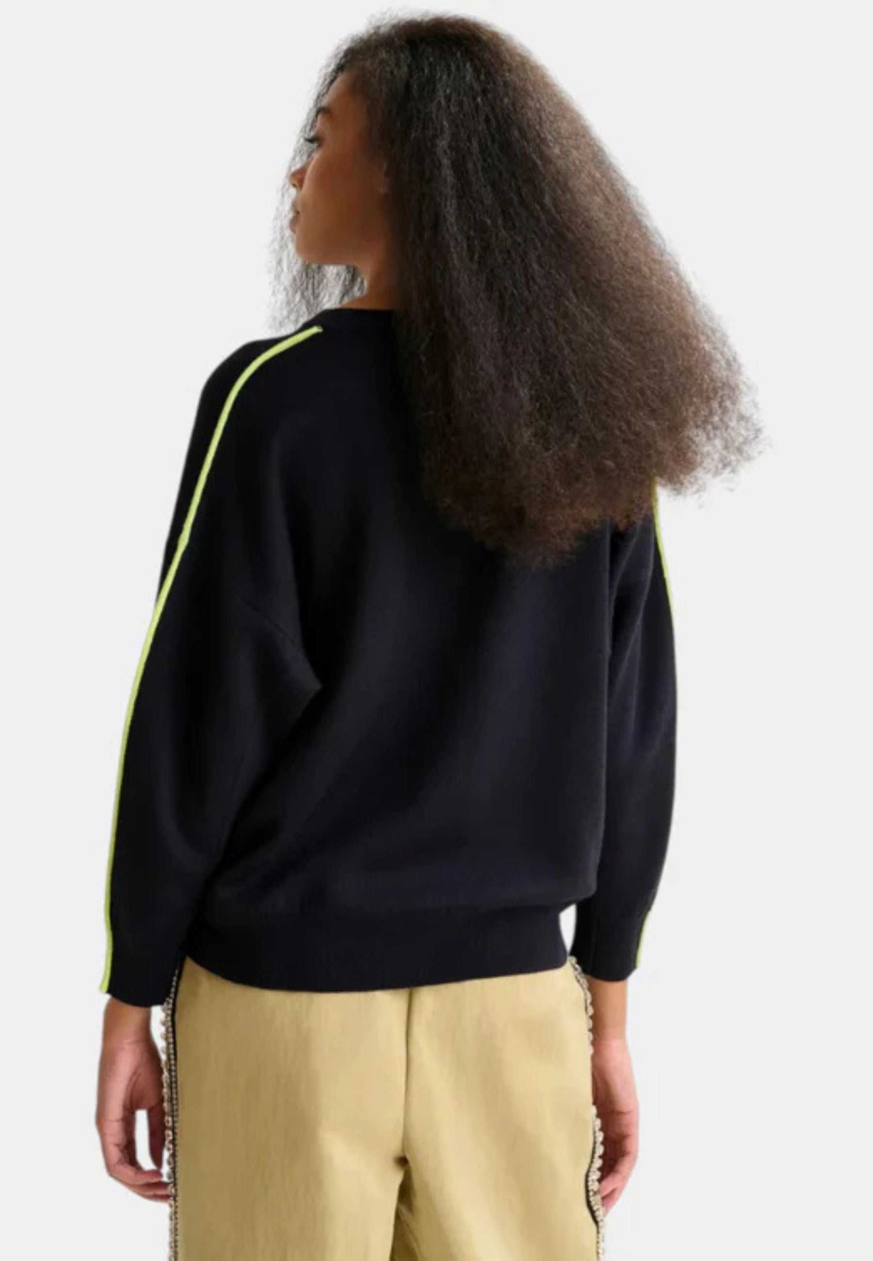 Essentiel Antwerp - Maglione in maglia fine navy con dettagli a contrasto 
