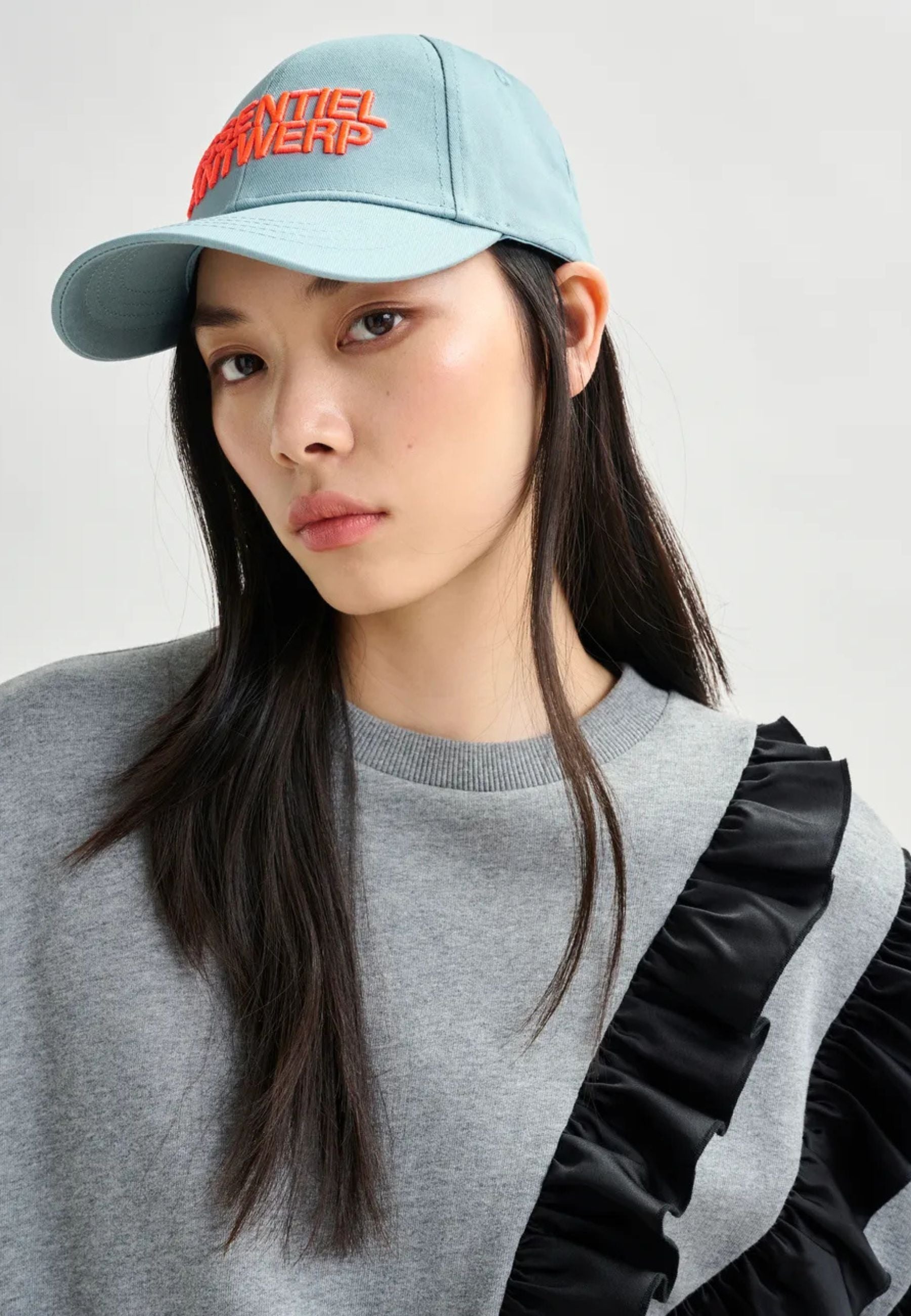 Essentiel Antwerp - Felpa grigia con dettaglio ruffle 