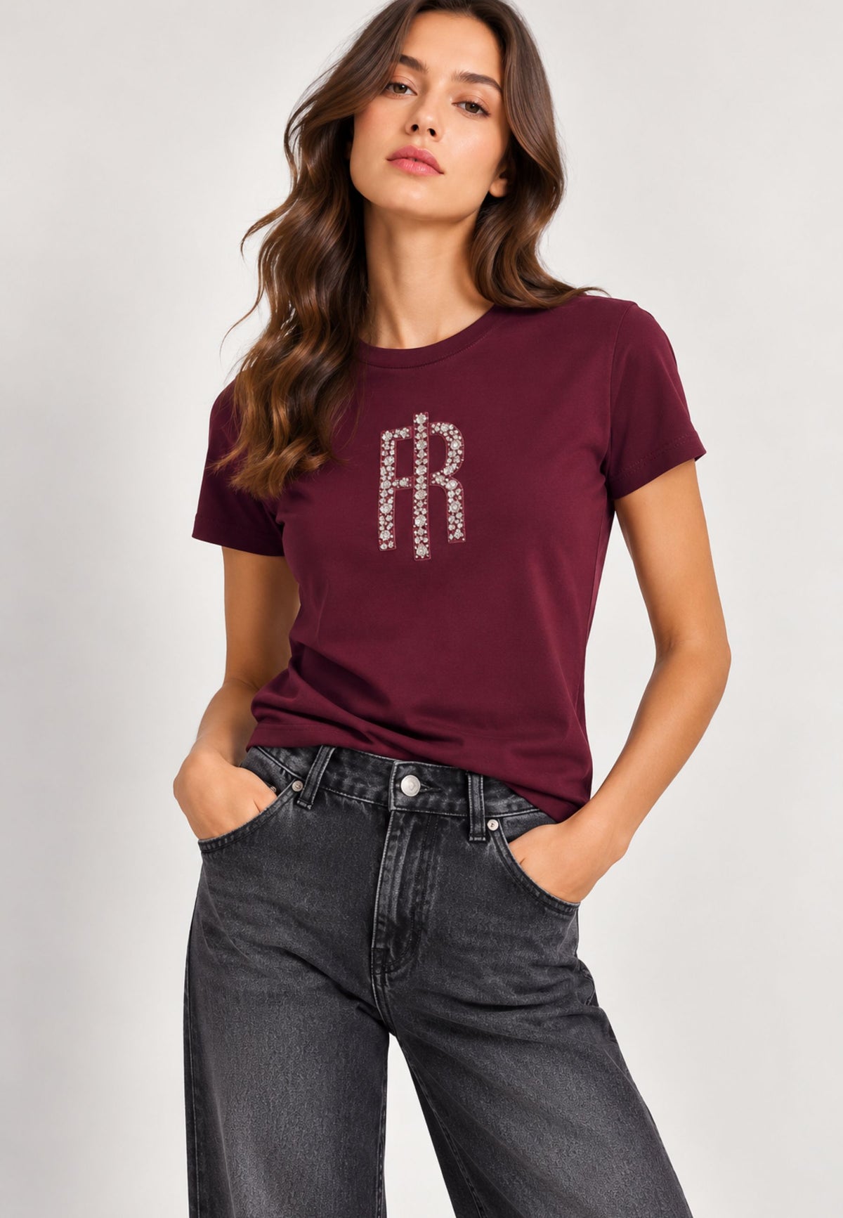 Fracomina - T-shirt con logo gioiello 