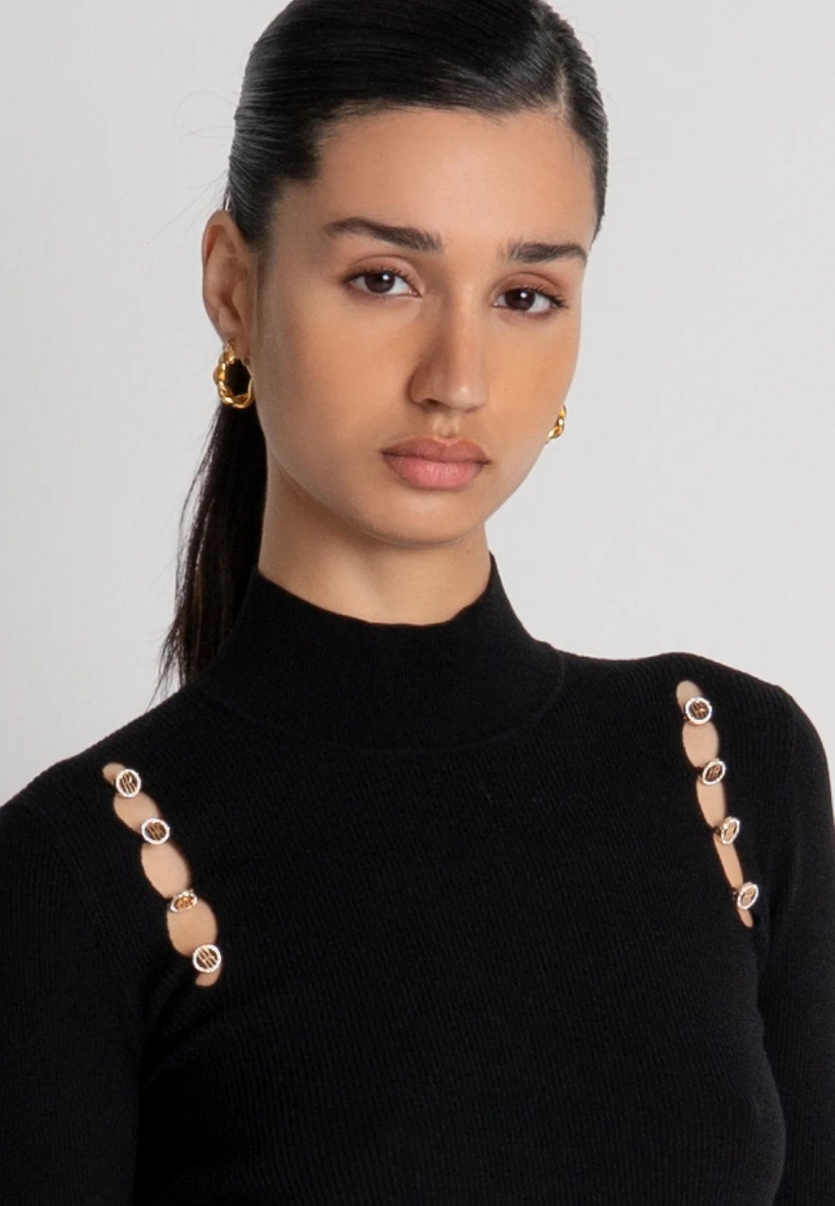 FRACOMINA - Maglia slim con collo alto e dettagli cut-out 