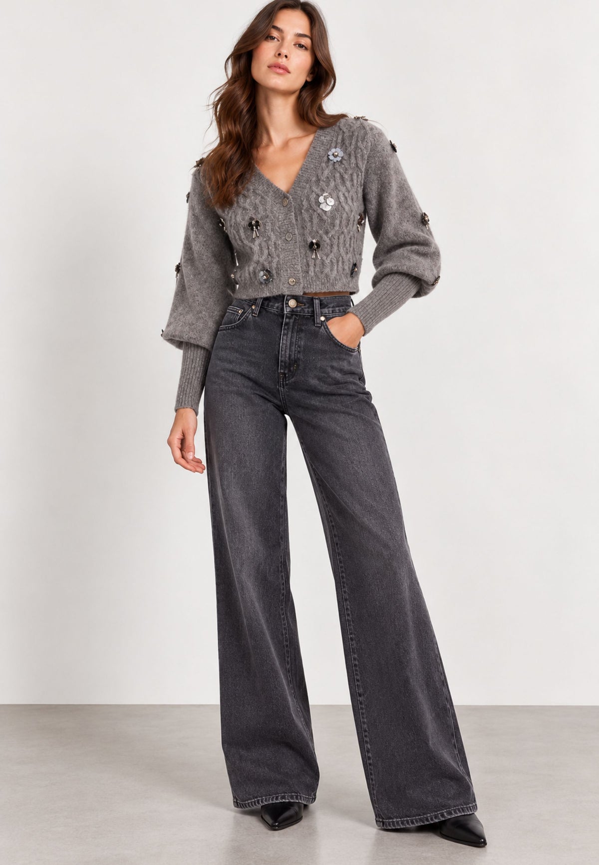 Fracomina - Cardigan cropped con applicazioni gioiello 