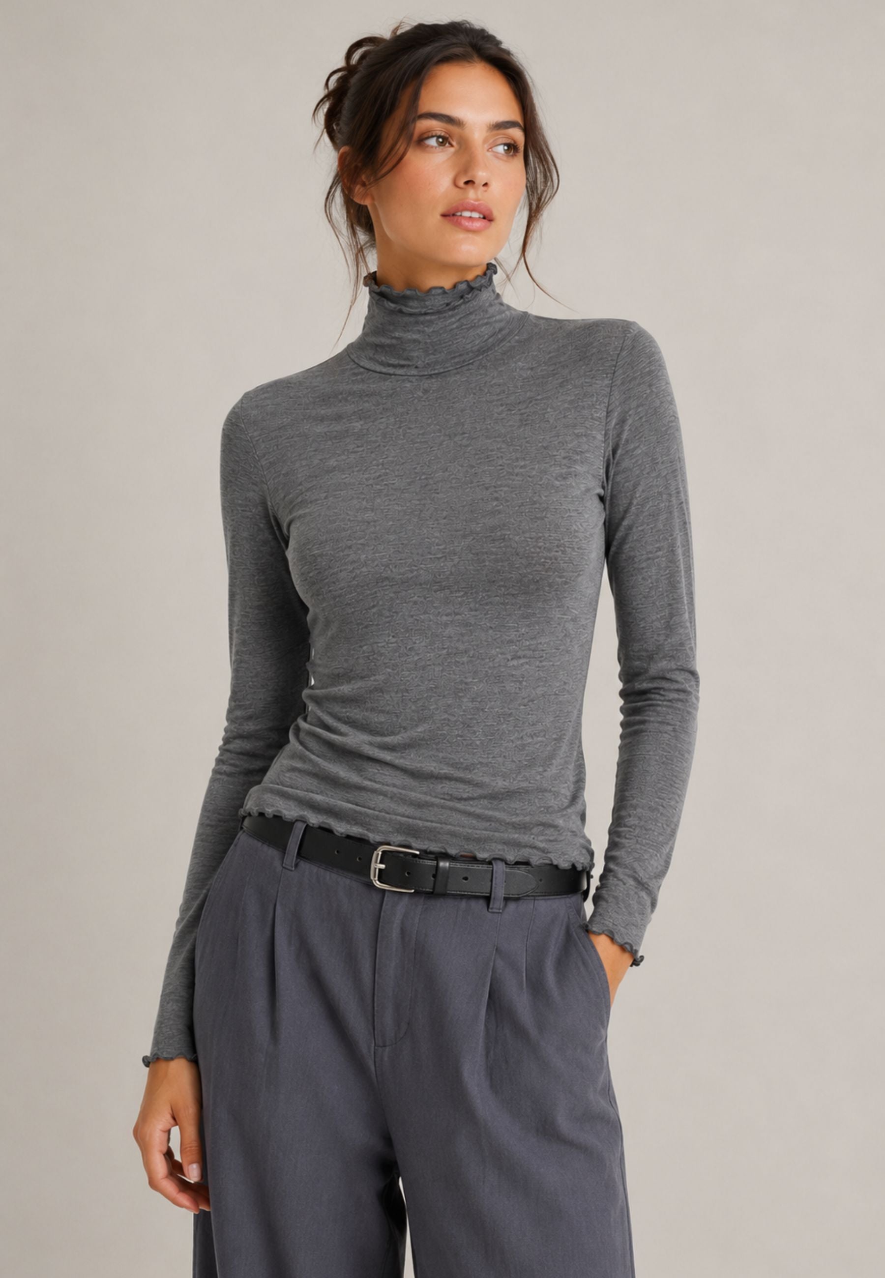 Maglia KIKISIX Collo Alto in Viscosa e Cashmere 