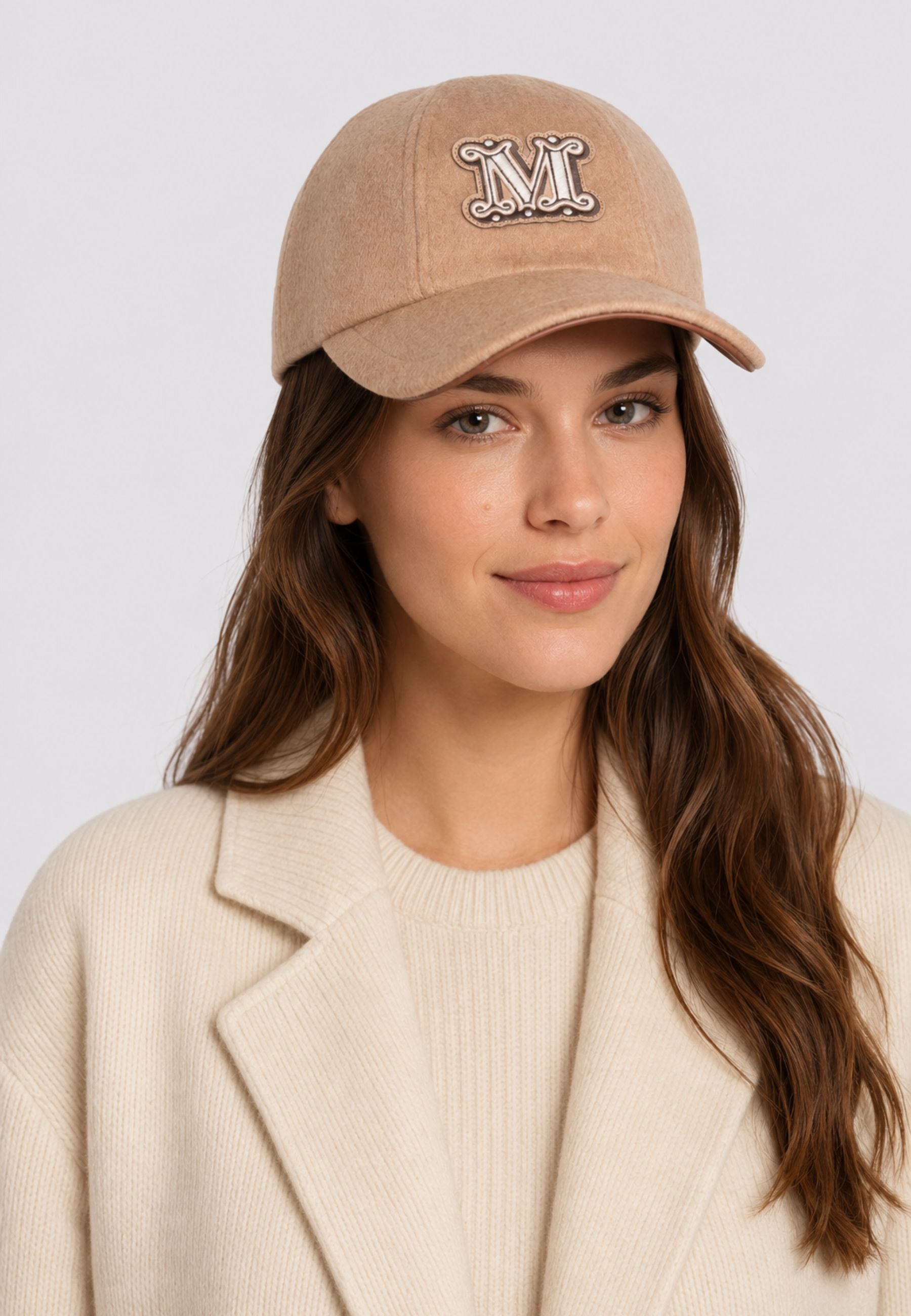 Max Mara Cappello Donna in Puro Cammello con Logo M 