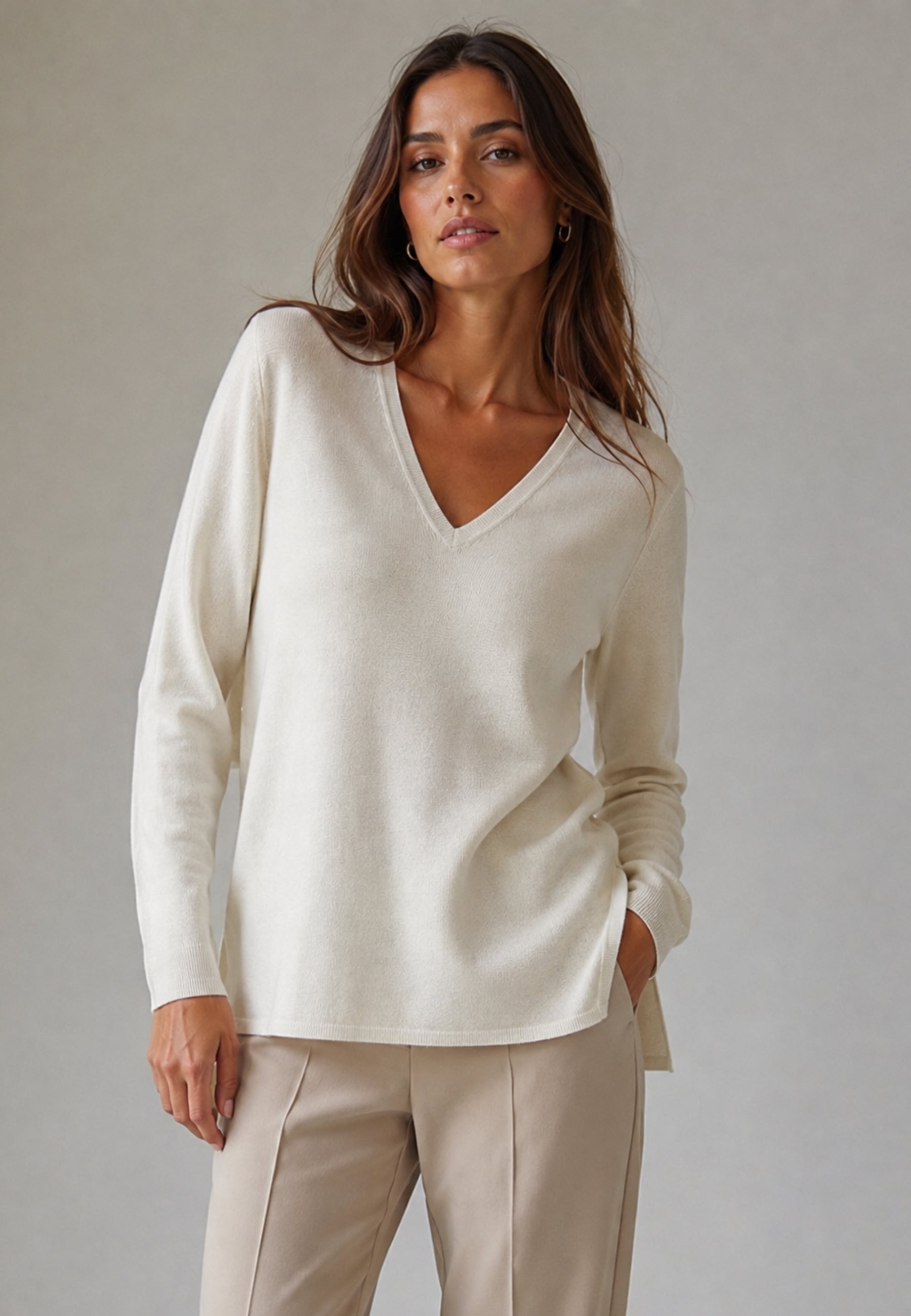 Max Mara Studio - Maglia Donna Scollo a V in Viscosa 