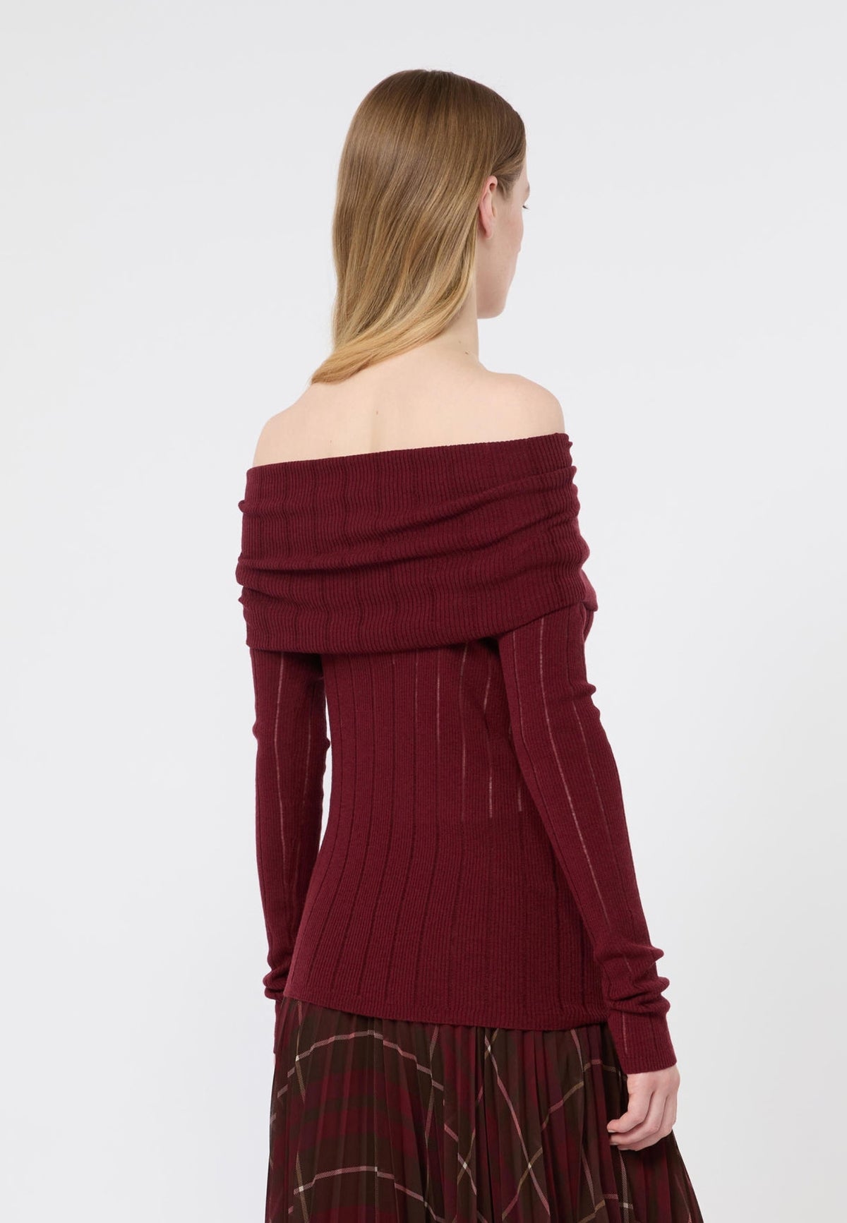 Max Mara Studio - Maglia off-shoulder in lana e seta 